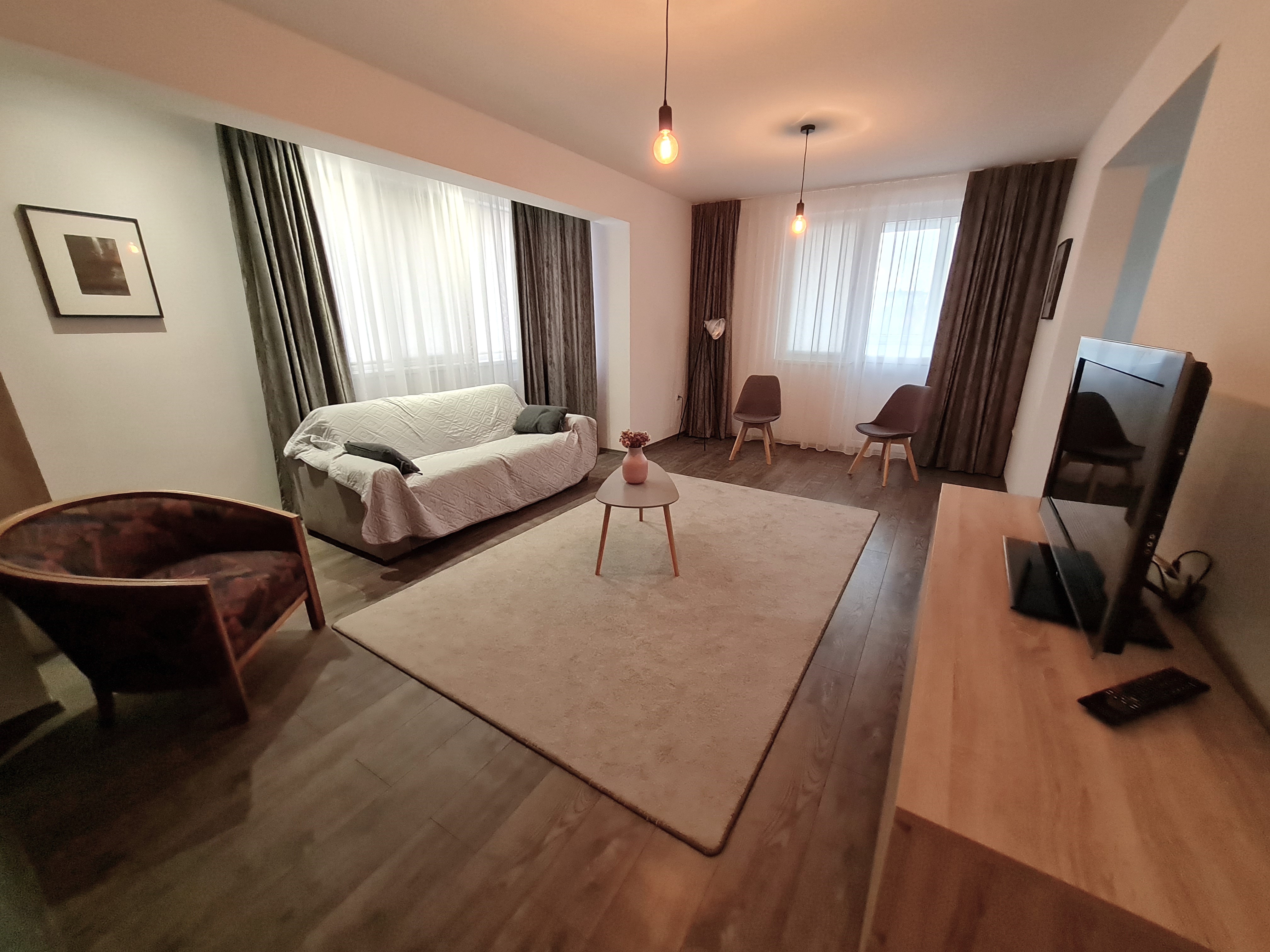 Apartament 2 Camere, 72 mp, Decomandat, Zona Centru, Cartier A Saligny - Alba Iulia