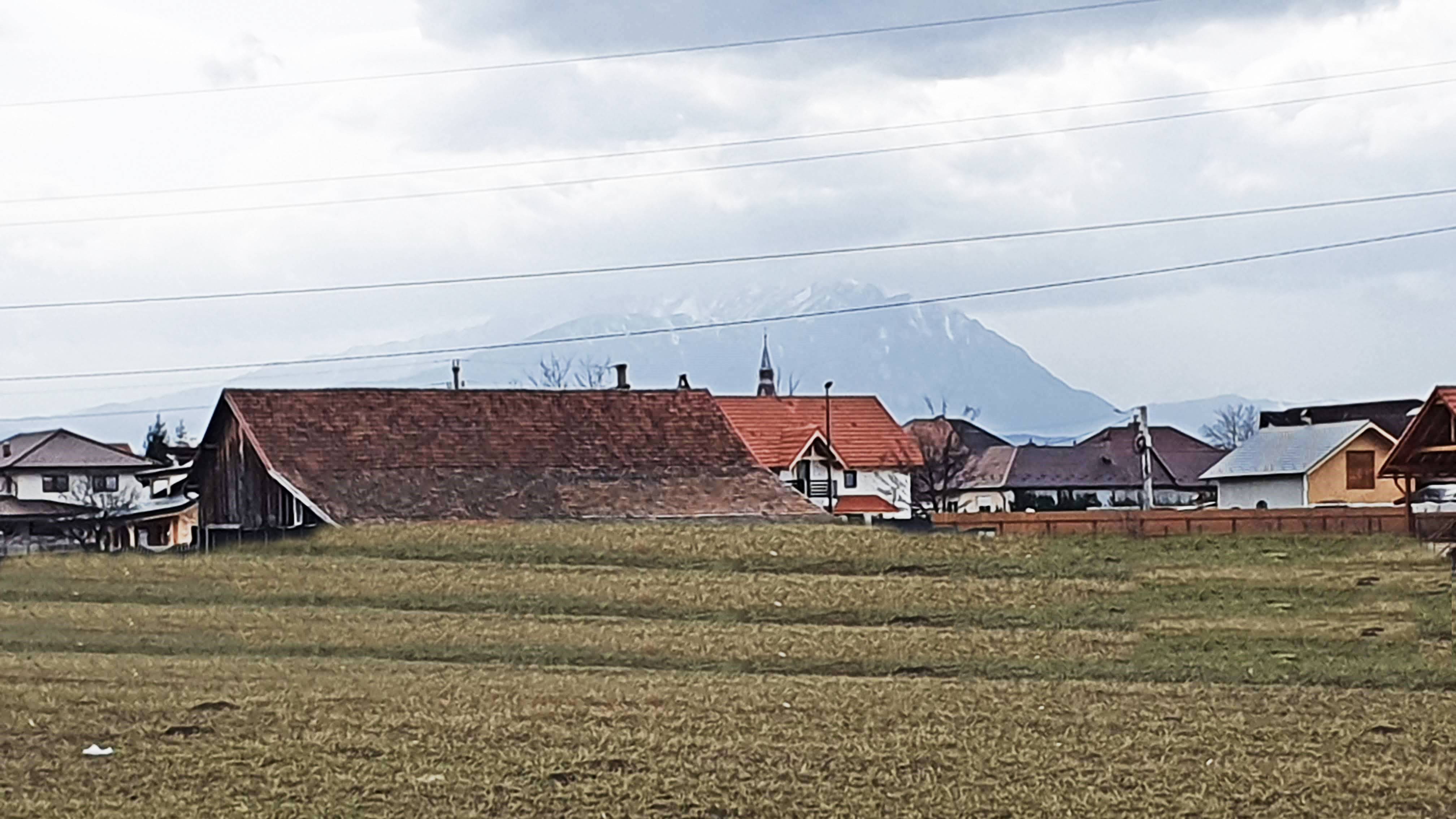 Cristian-zona str Eroilor front 34m, intravilan, 730mp - foto 5