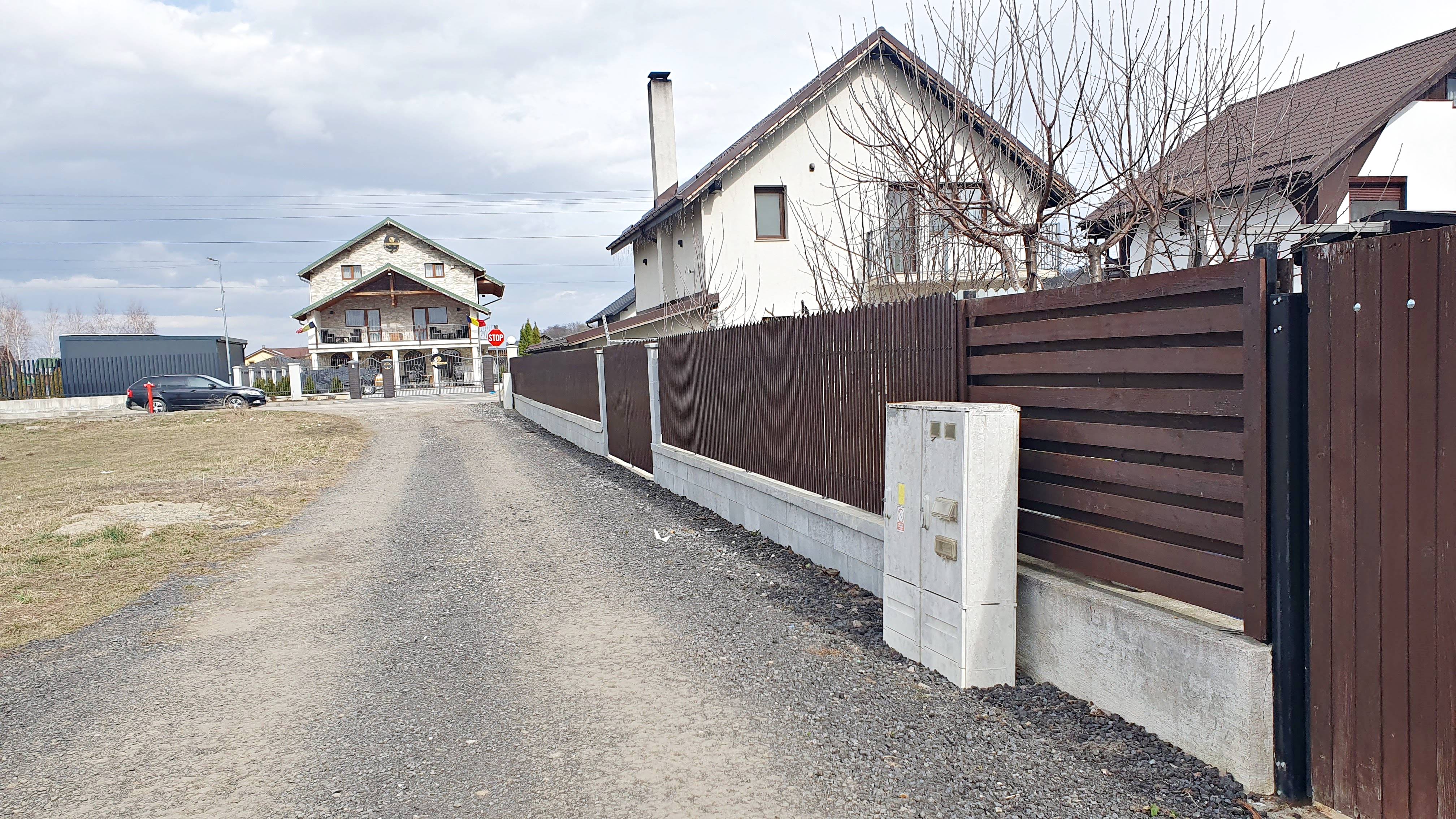 Cristian-zona str Eroilor front 34m, intravilan, 730mp - Cristian