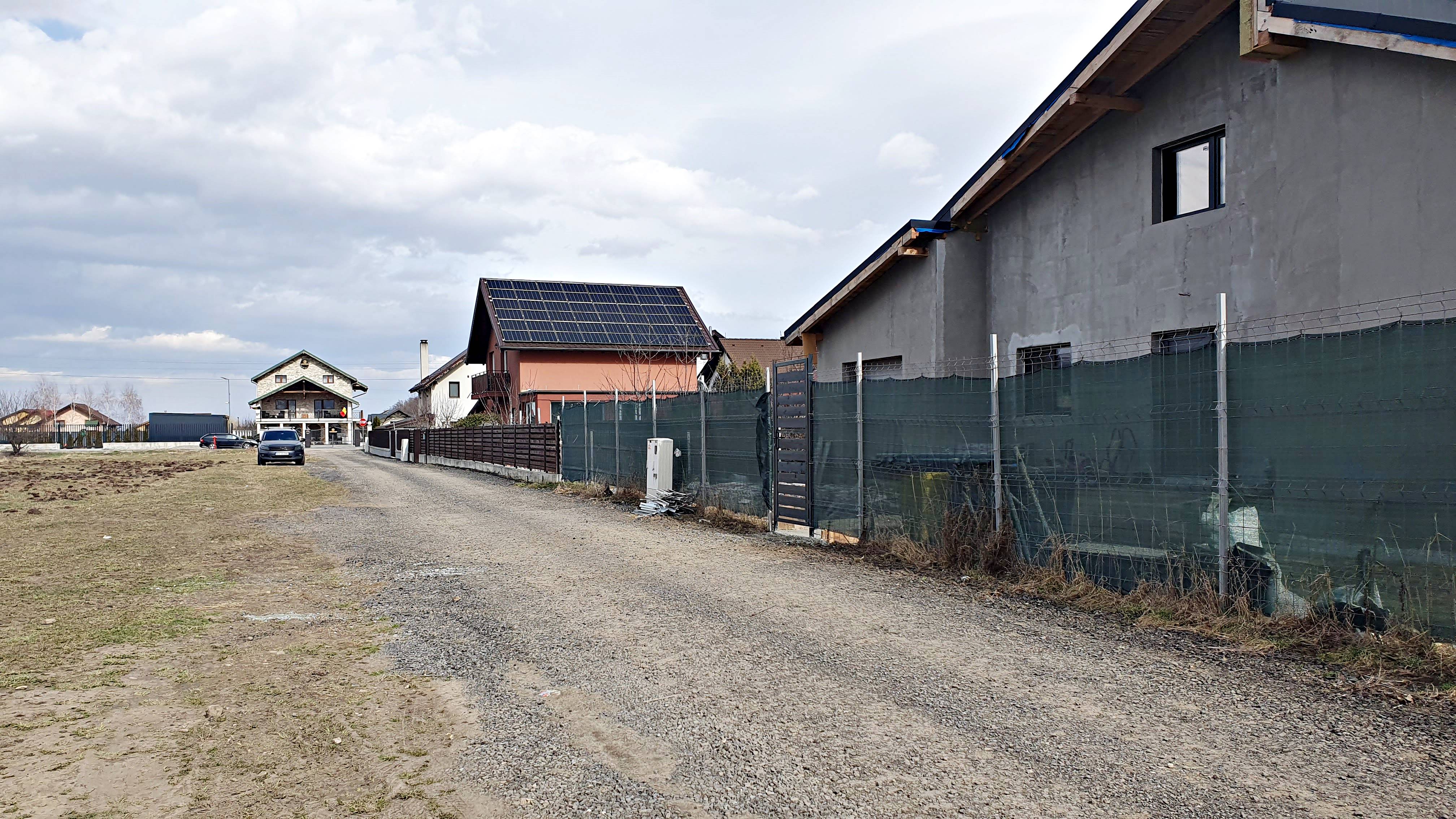 Cristian-zona str Eroilor front 34m, intravilan, 730mp - foto 2