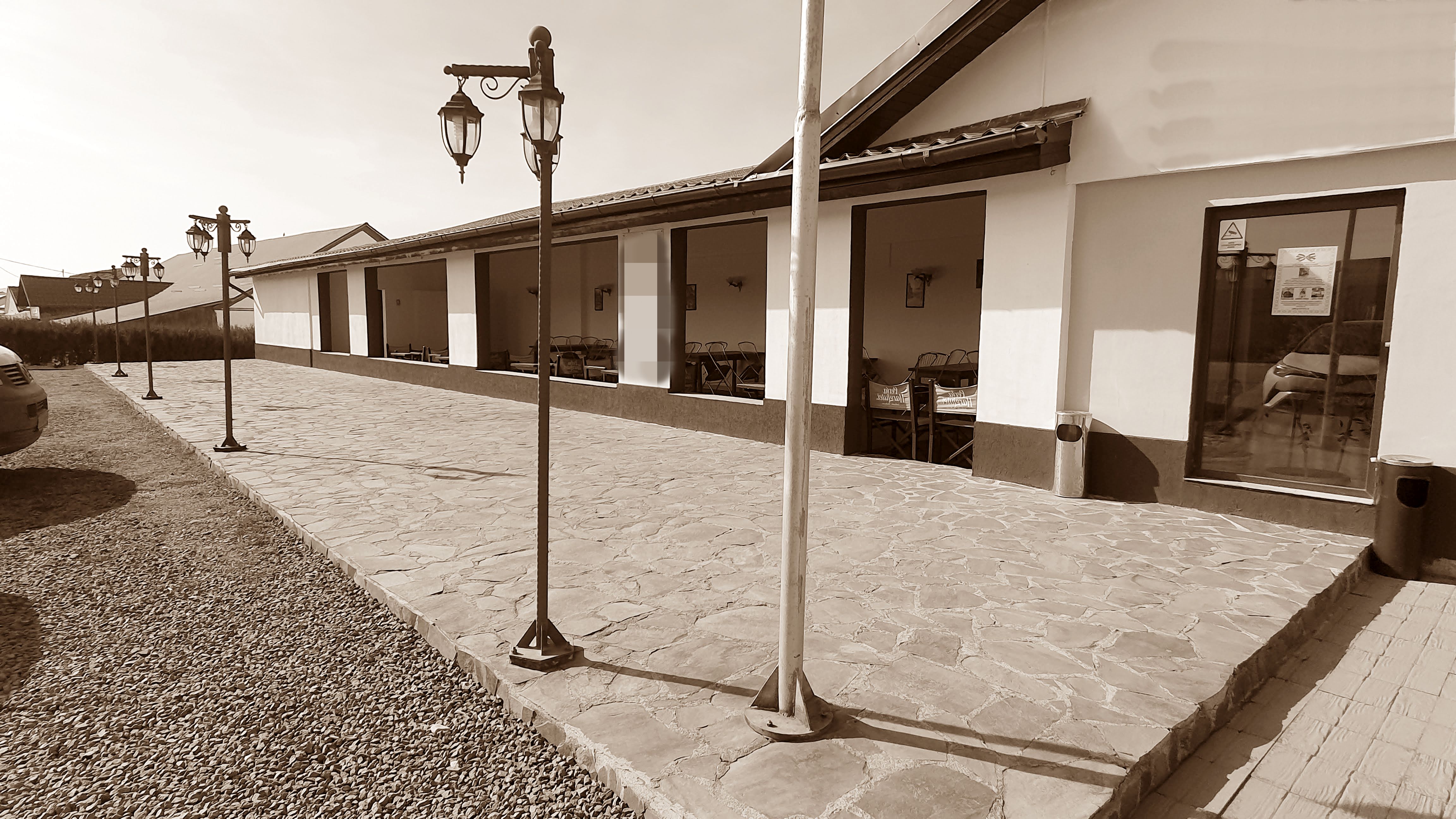 Afacere/Restaurant -Salon evenimente capacitate 600 persoane - Rupea