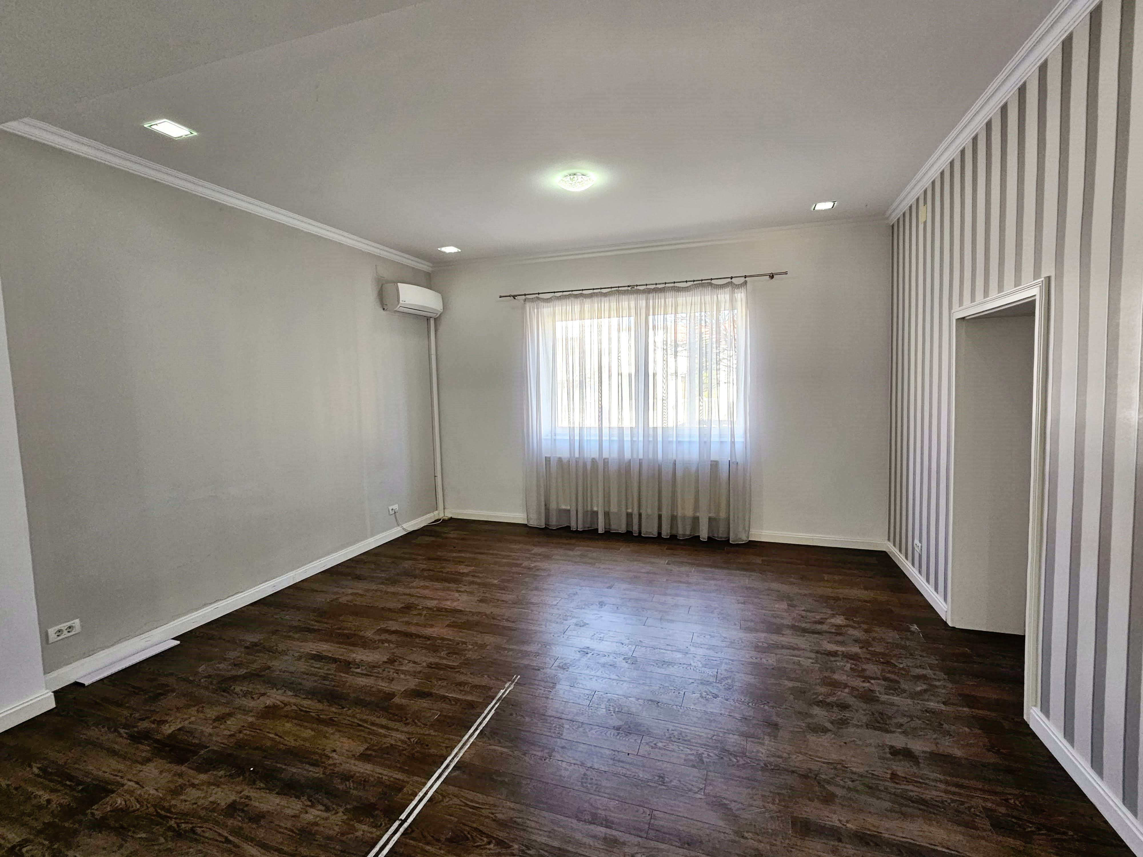 Cladire de birouri, S+P+2E, 650 mp utili, zona Centru - foto 4