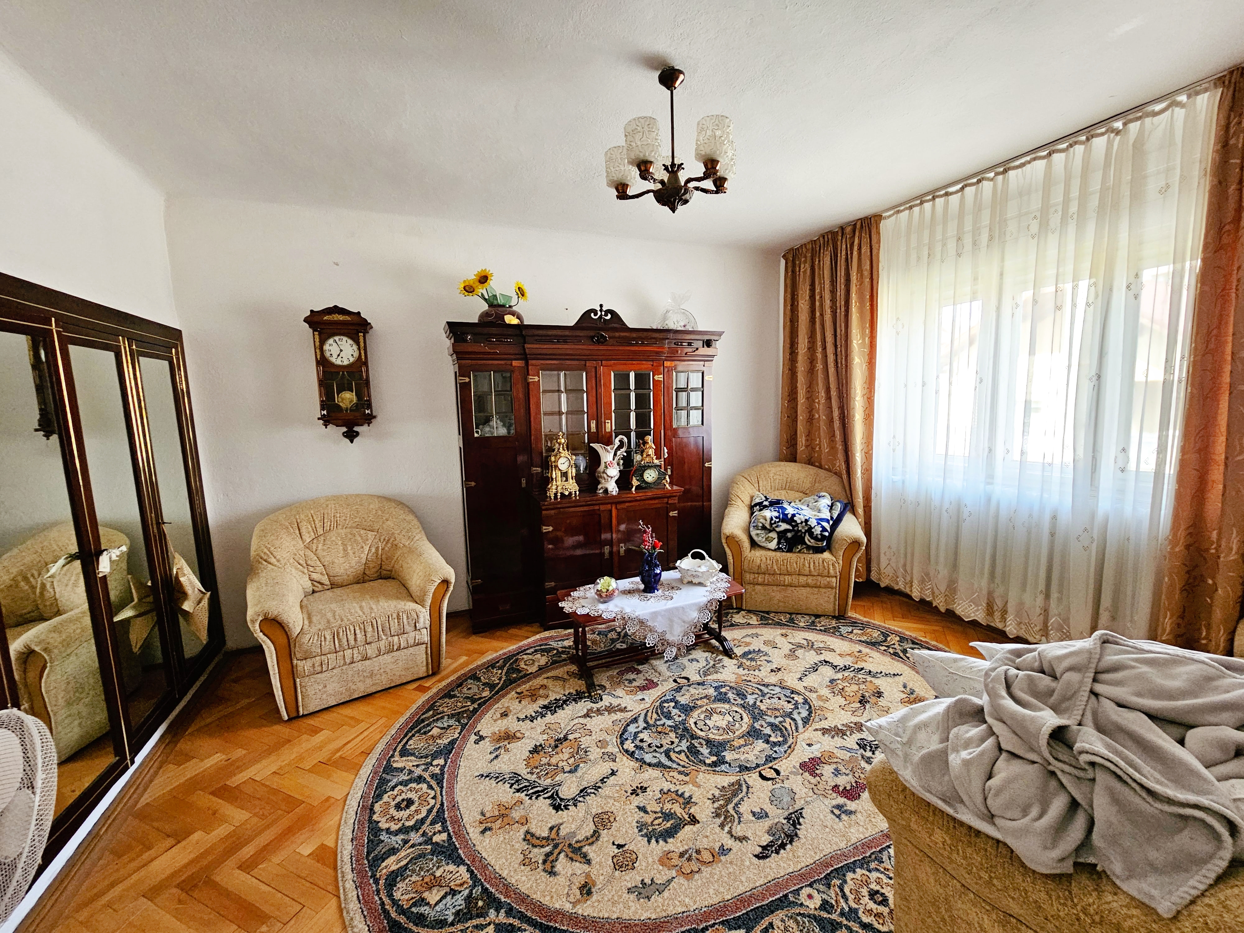 Casa 4 camere, 525 mp teren, zona Centru - foto 4