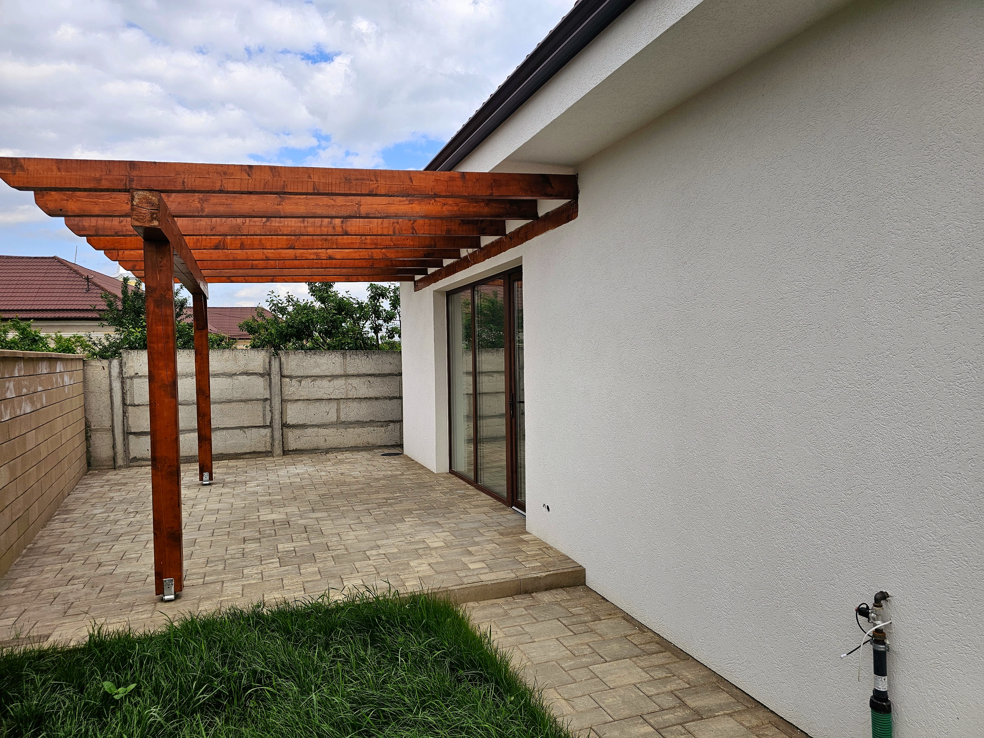 Casa nouă, mobilată, utilată, 4 camere, 393 mp teren, Bărăbanț - foto 2