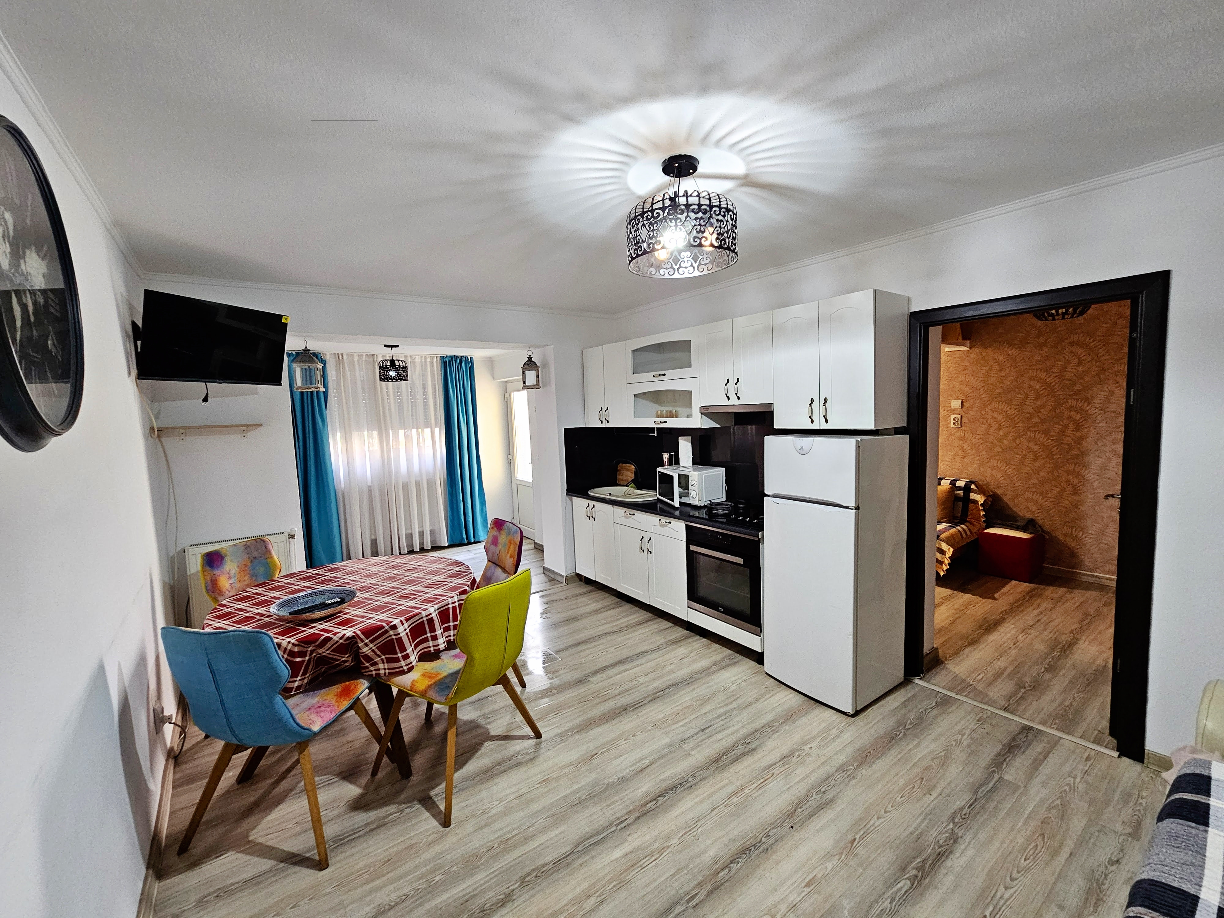 Apartament 3 camere ideal pt. regim hotelier, zona Spital Judetean - Alba Iulia