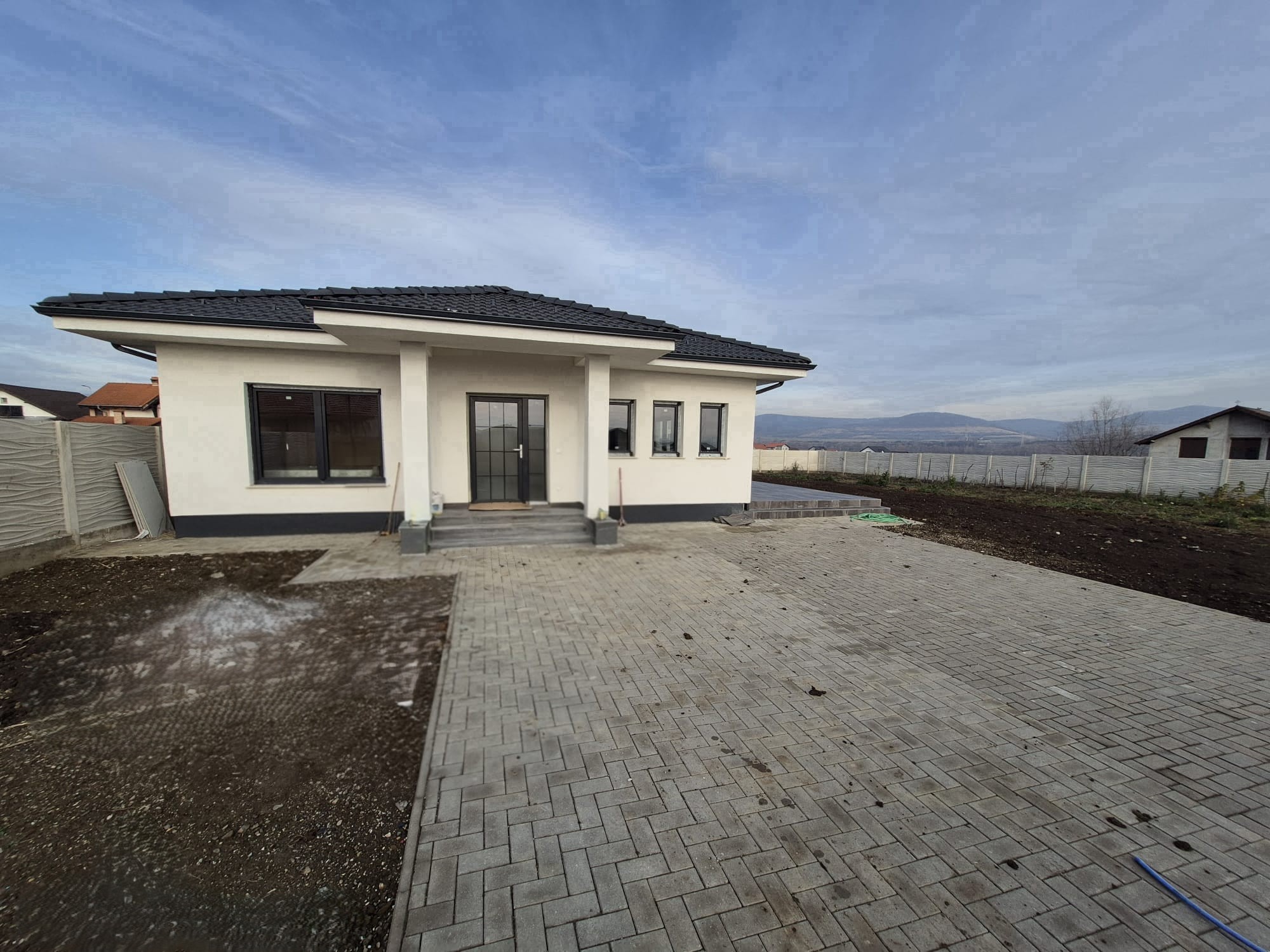 Casa 4 Camere, Teren 1000 mp, Zona Micesti, Toate Utilitatile - Alba Iulia