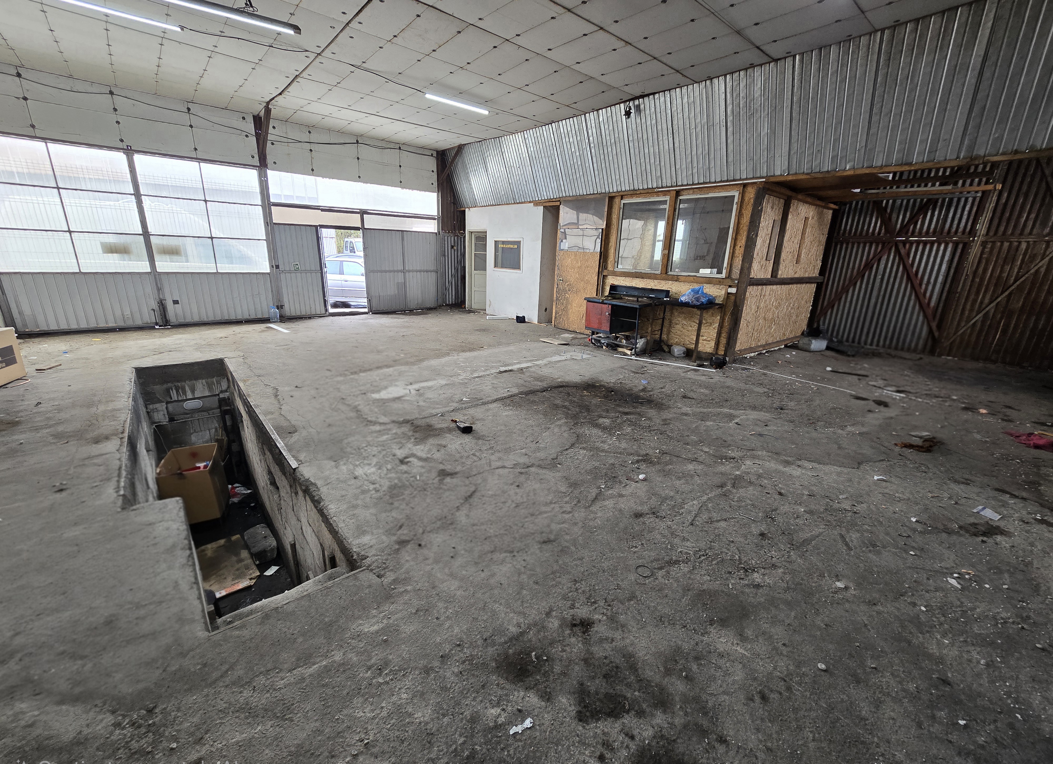 Spațiu Industrial, 144mp, Zona Carolina Mall - foto 2