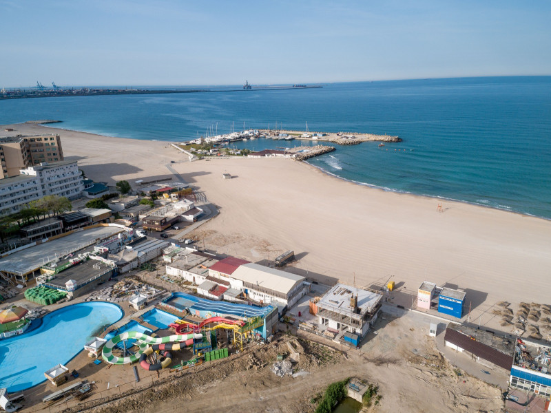 EFORIE NORD - Teren în inima comerțului!