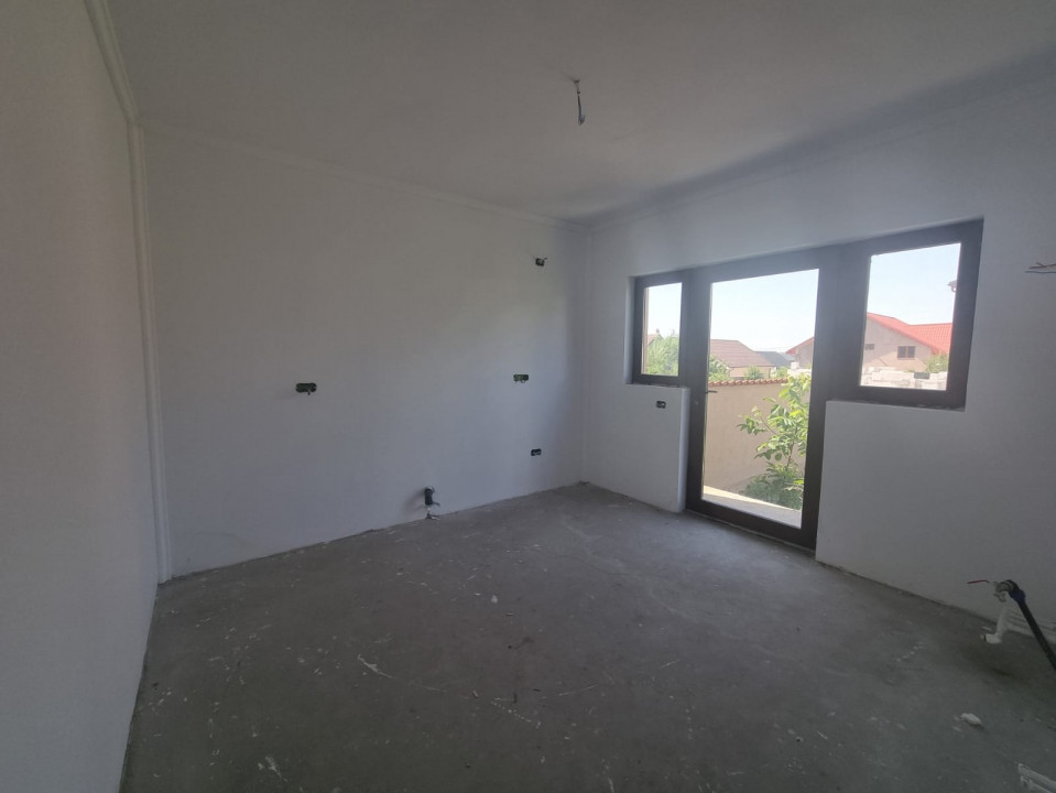 VALU LUI TRAIAN ( COD 02) -  Casa Superba 4 Camere aproape de conac - foto 7
