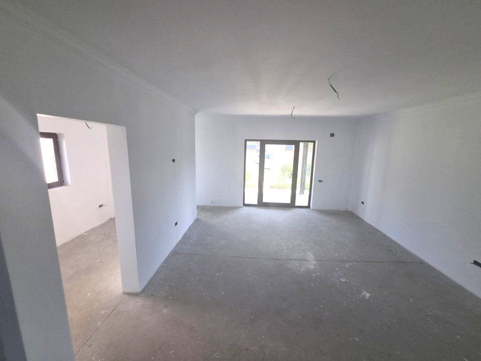 VALU LUI TRAIAN ( COD 02) -  Casa Superba 4 Camere aproape de conac - foto 9