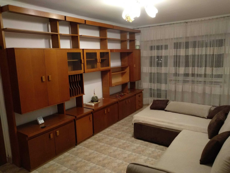 GARA - Apartament 3 camere decomandat, et. 8, 3 balcoane