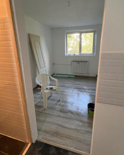 CET - Garsoniera zona Egretei in spatele pietei