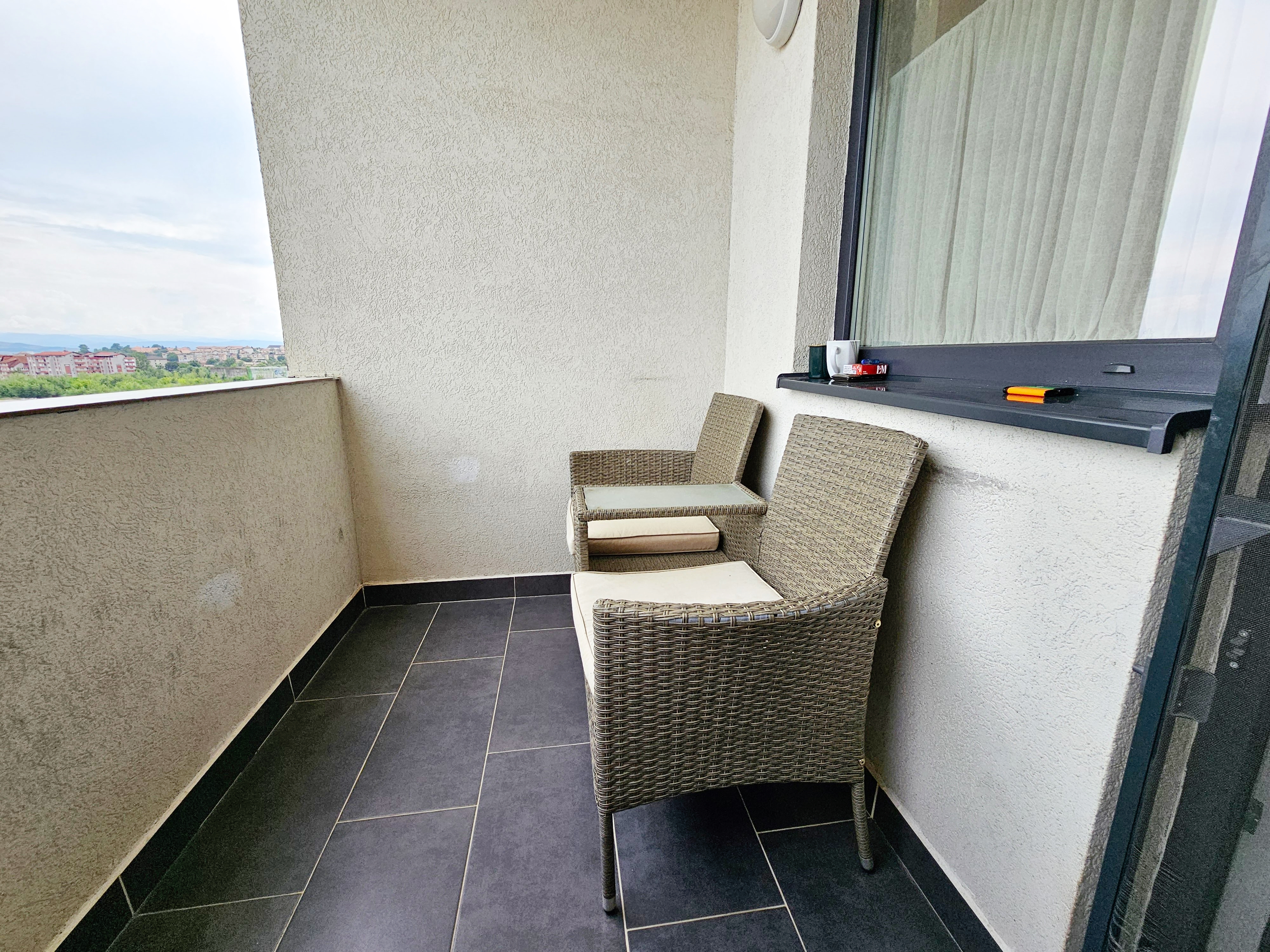 Apartament 3 camere, 2 balcoane, 2 bai, 66 mp utili, Ampoi 3 - foto 2