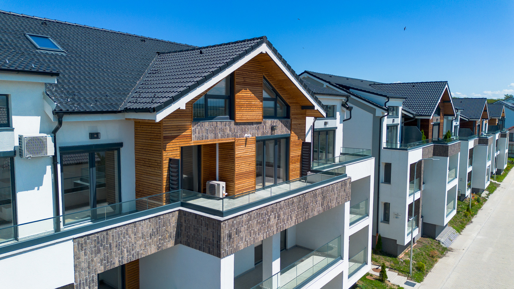 Arinco-houseです Apartament 3 camere, aer conditionat, finisat la cheie (NCL-COL-ap