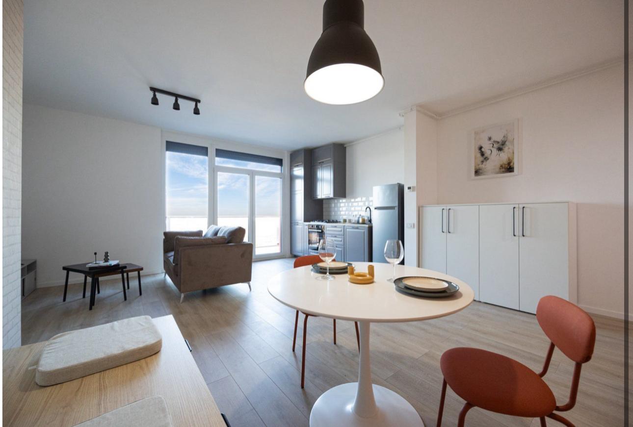 Penthouse NOU de vanzare Comison 0