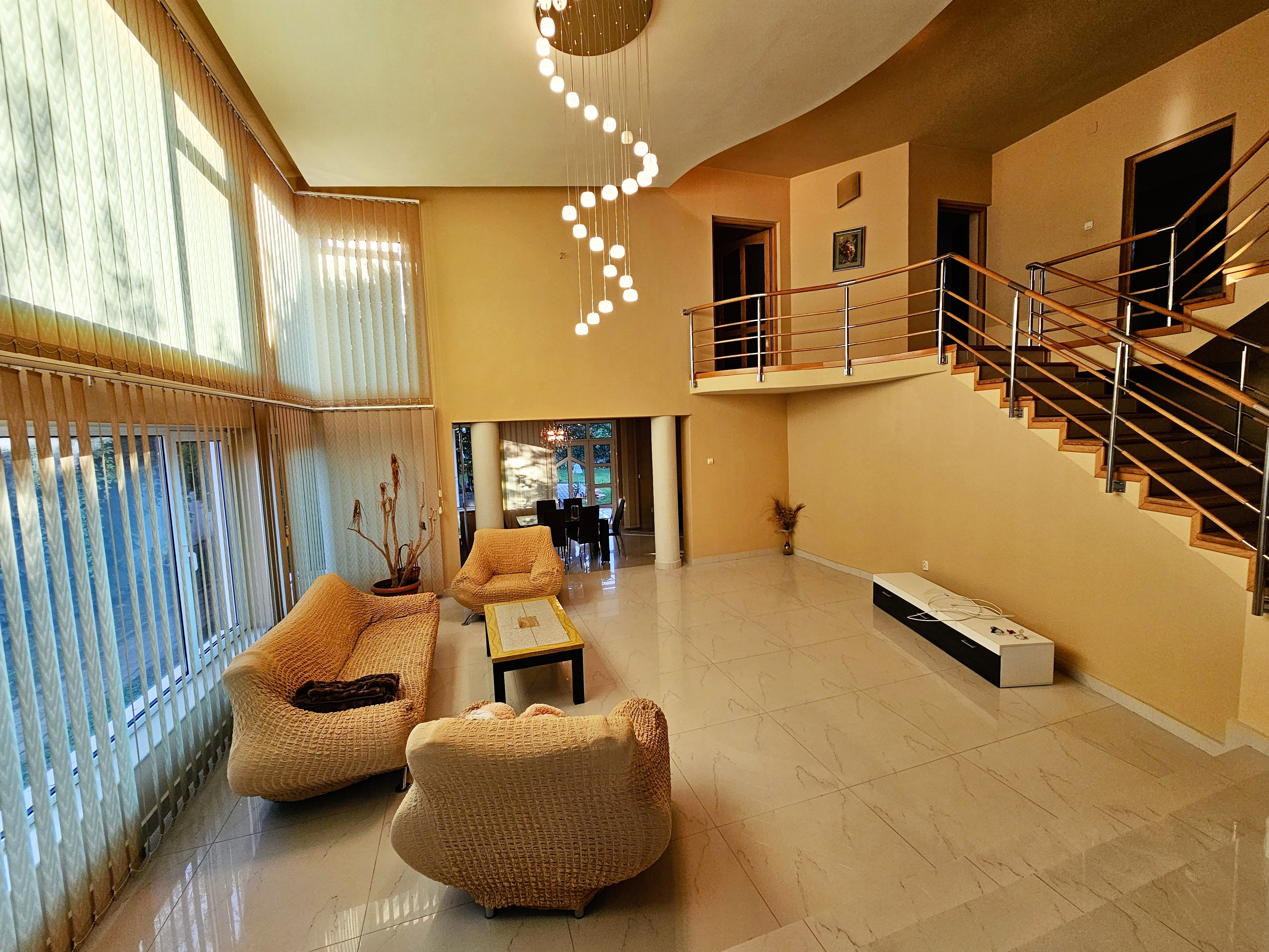 Casa 8 camere, S+P+1, teren 1377 mp, zona Schit - foto 4