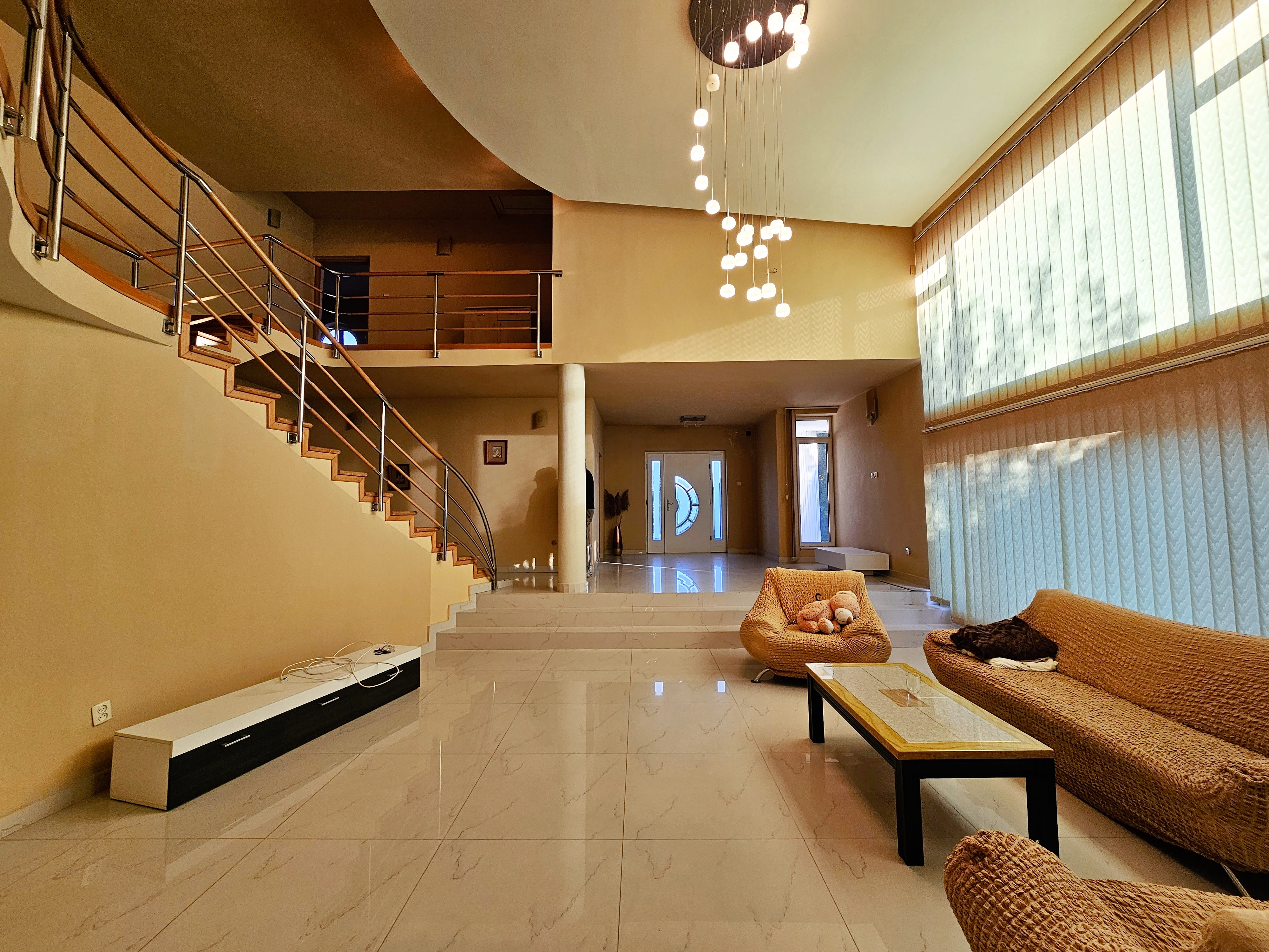 Casa 8 camere, S+P+1, teren 1377 mp, zona Schit - foto 5