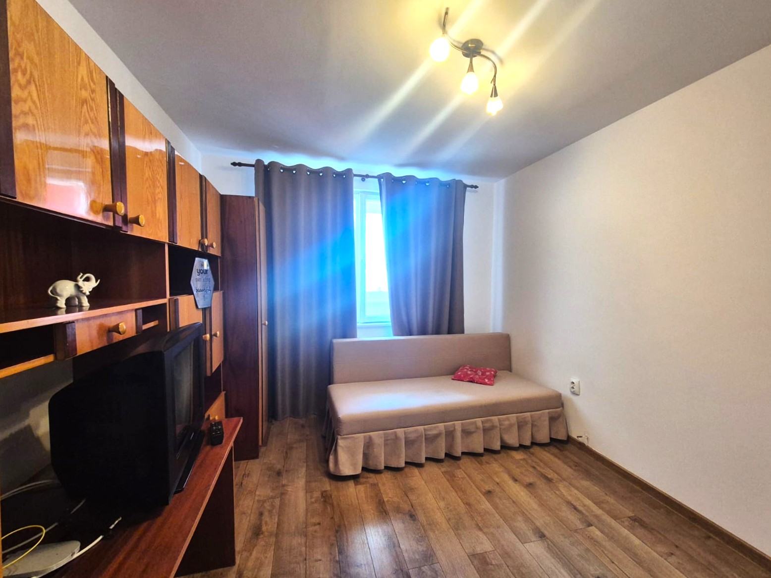 Zona Piata Astra, 3 camere, insorit, cu priveliste. - foto 4