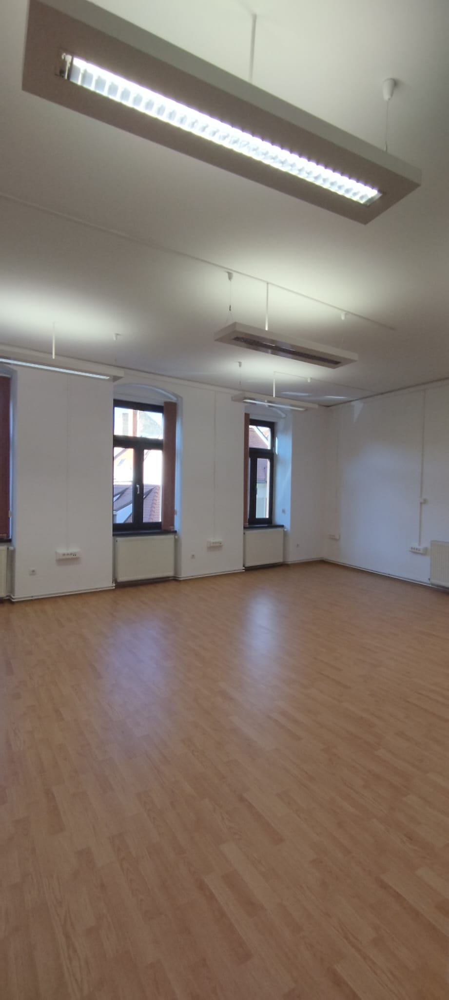 Spațiu birouri 119 mp. , renovat – Strada Castelului - foto 4