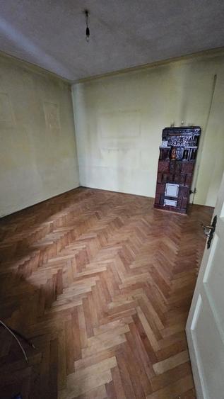 Casa in zona centrala cu proiect si autorizatie pentru extindere - foto 3