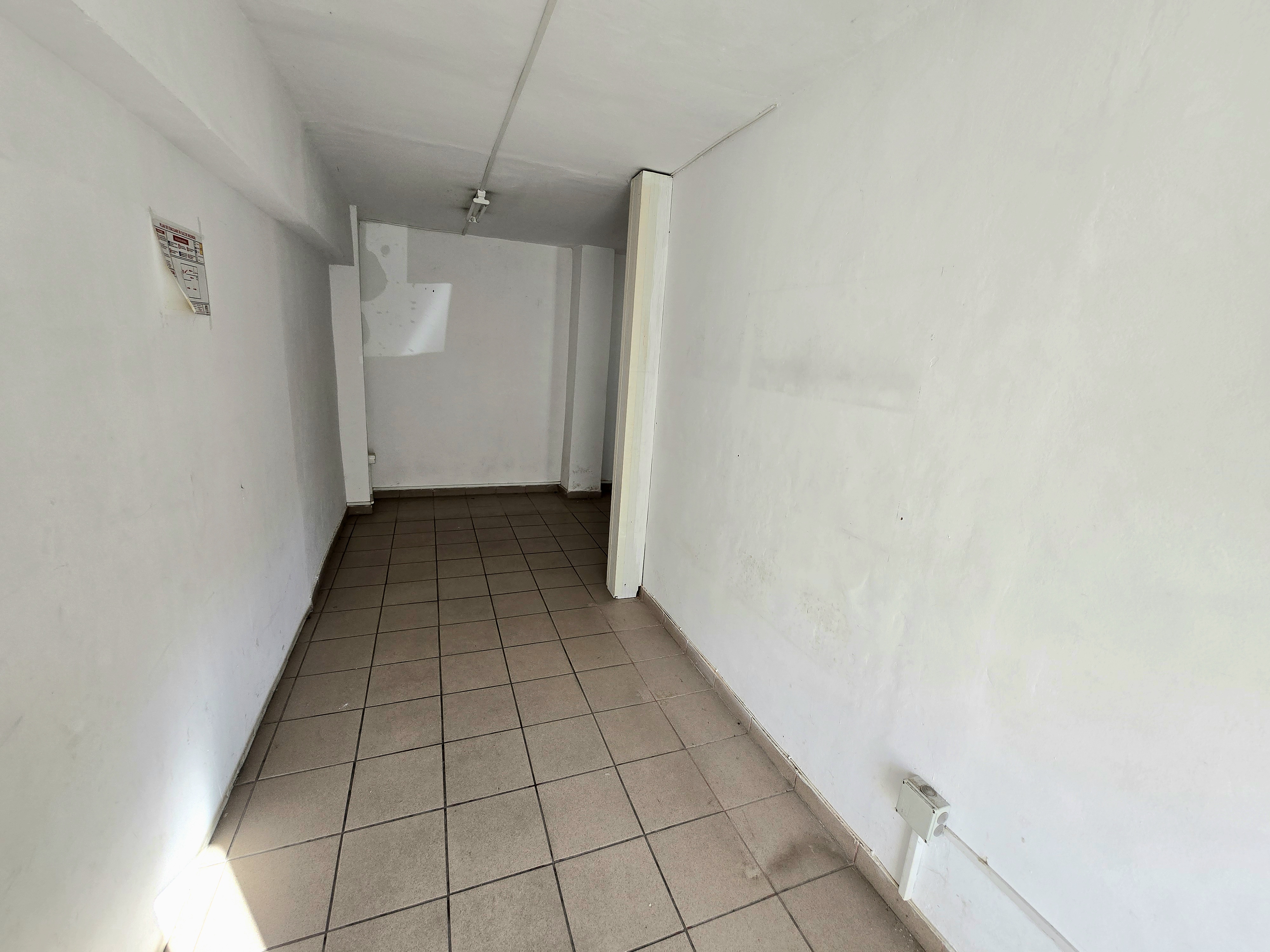 Spațiu Comercial, Parter, 70mp, Zona Cetate - foto 4