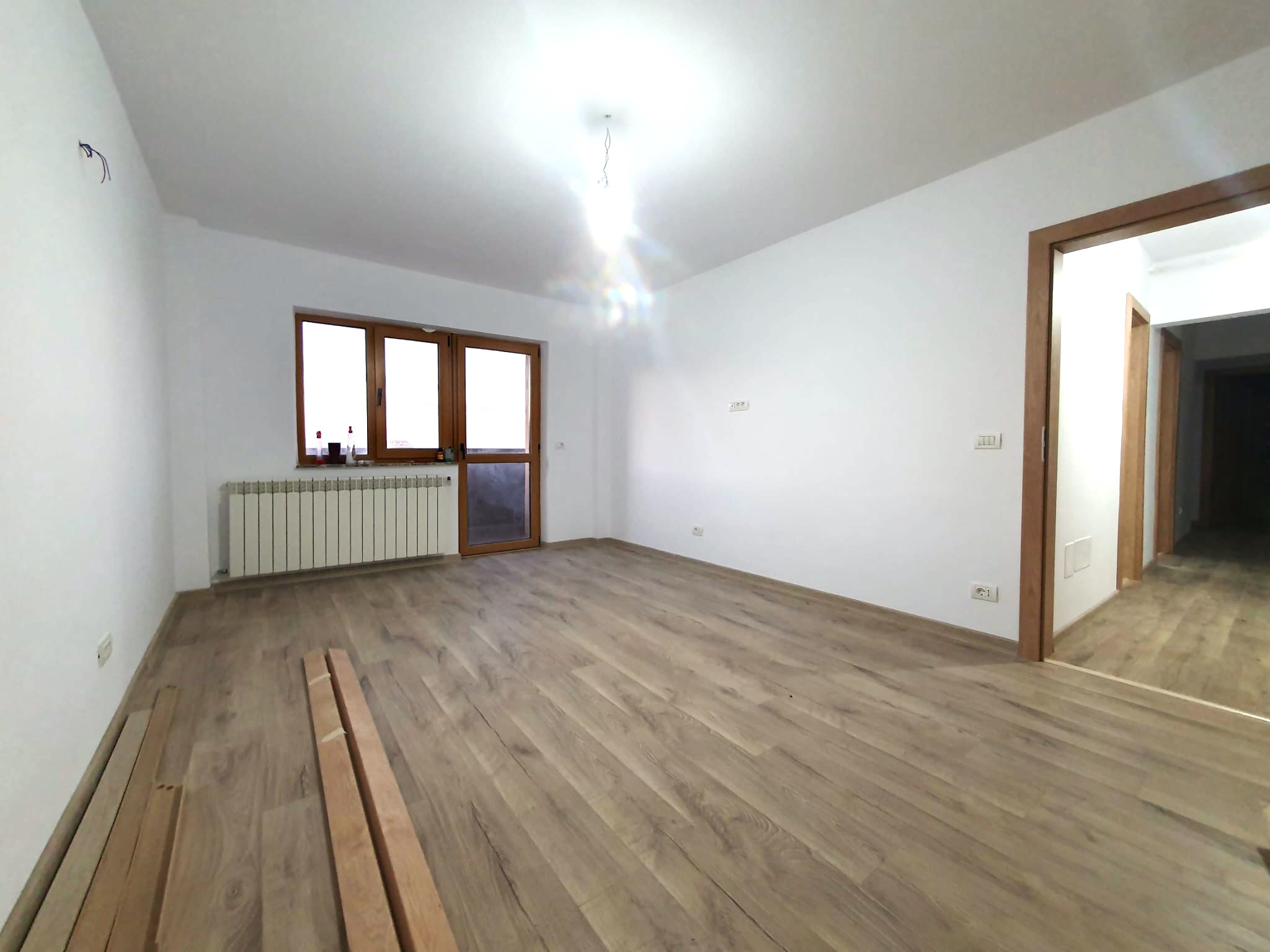 Apartament decomandat cu 3 camere, 66 mp., Calea București - foto 3