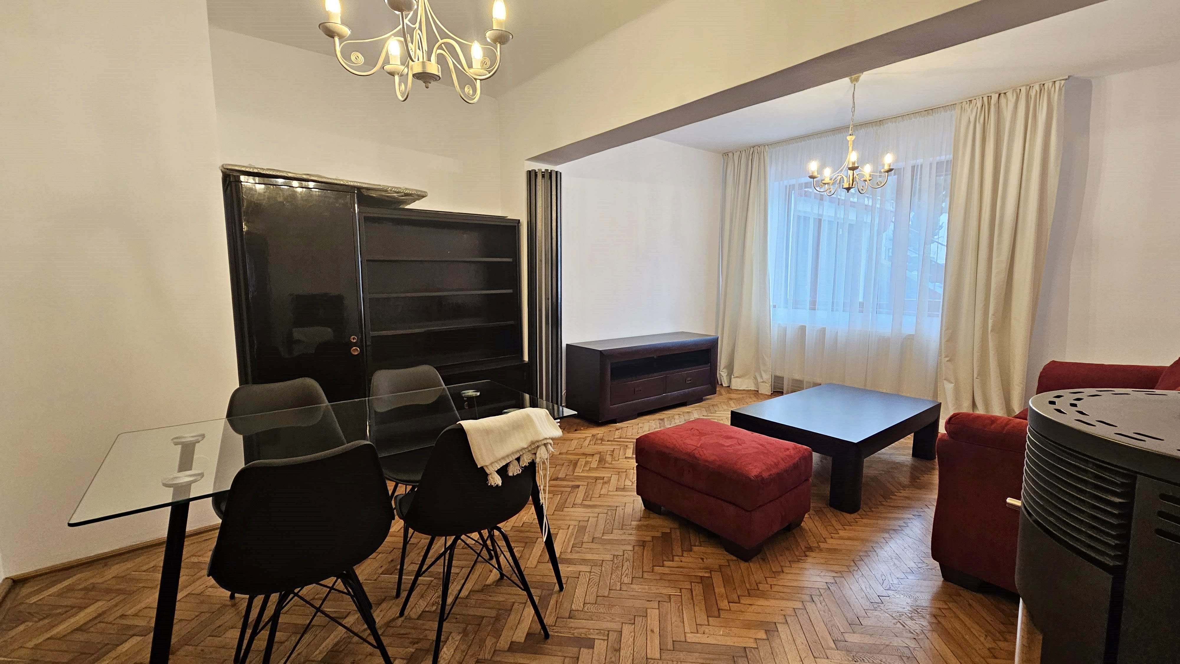 Apartament 3 camere premium în vilă, parter, garaj, acces separat – Central - foto 5