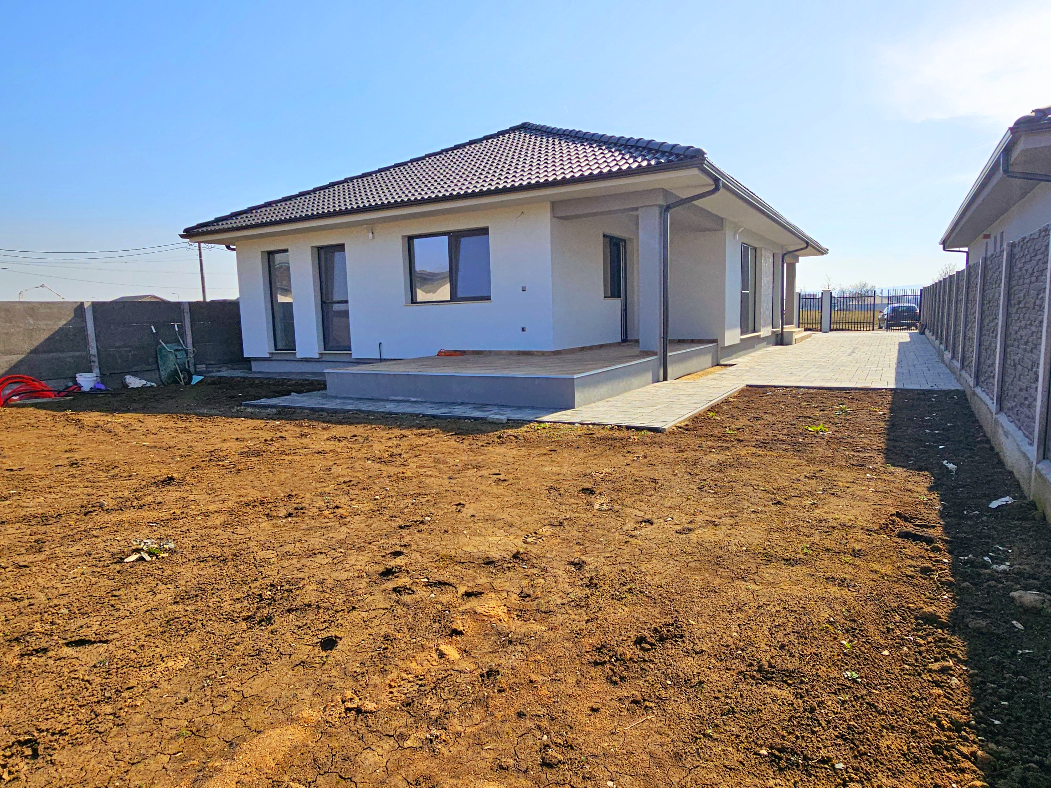 Casă 4 Camere, semifinisata, 116 mp utili, Teren 581 mp,  Micesti - foto 2