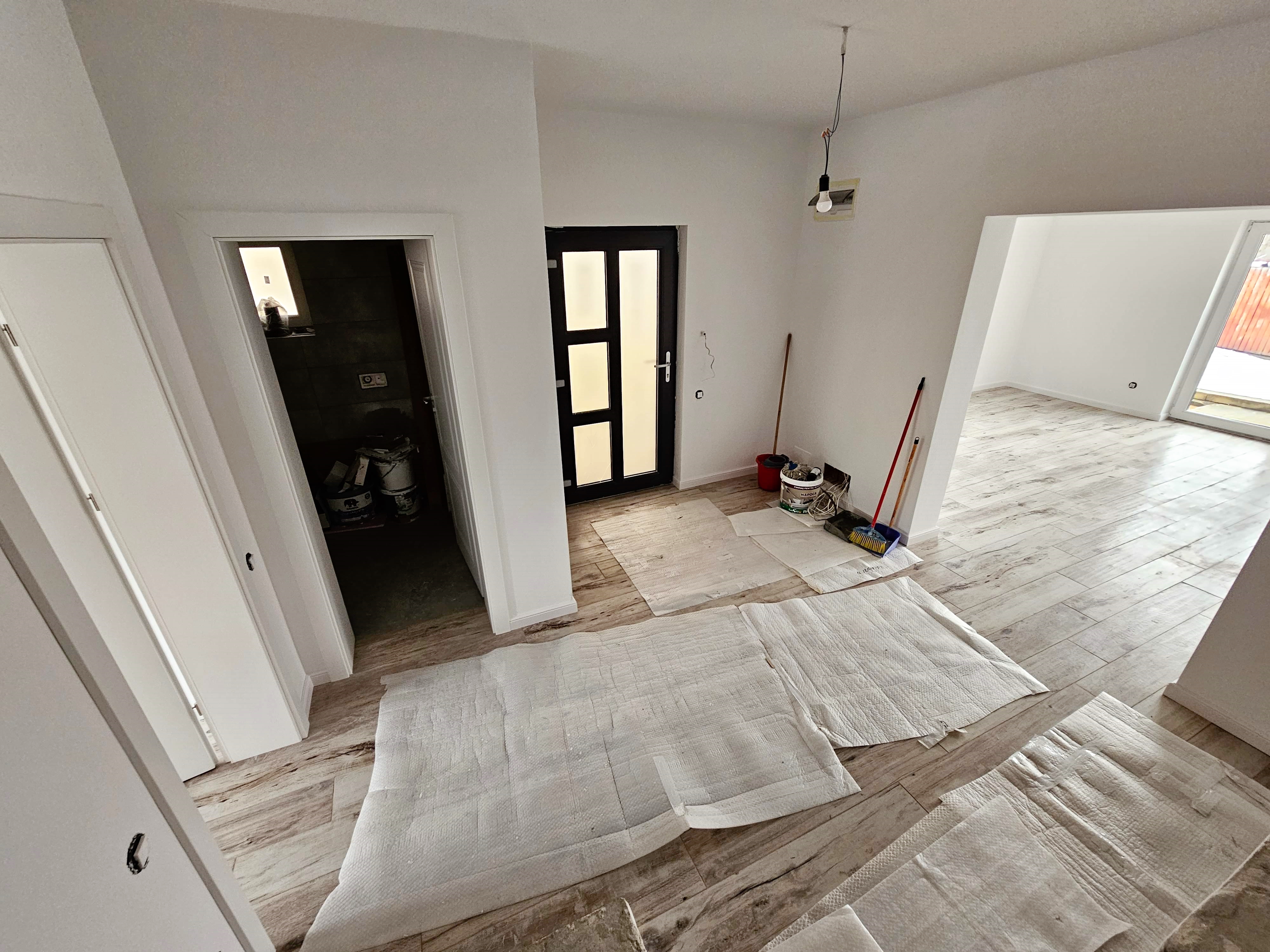 1/2 Duplex finisat 90%, 4 camere, 317 mp teren, zona Centru - foto 2