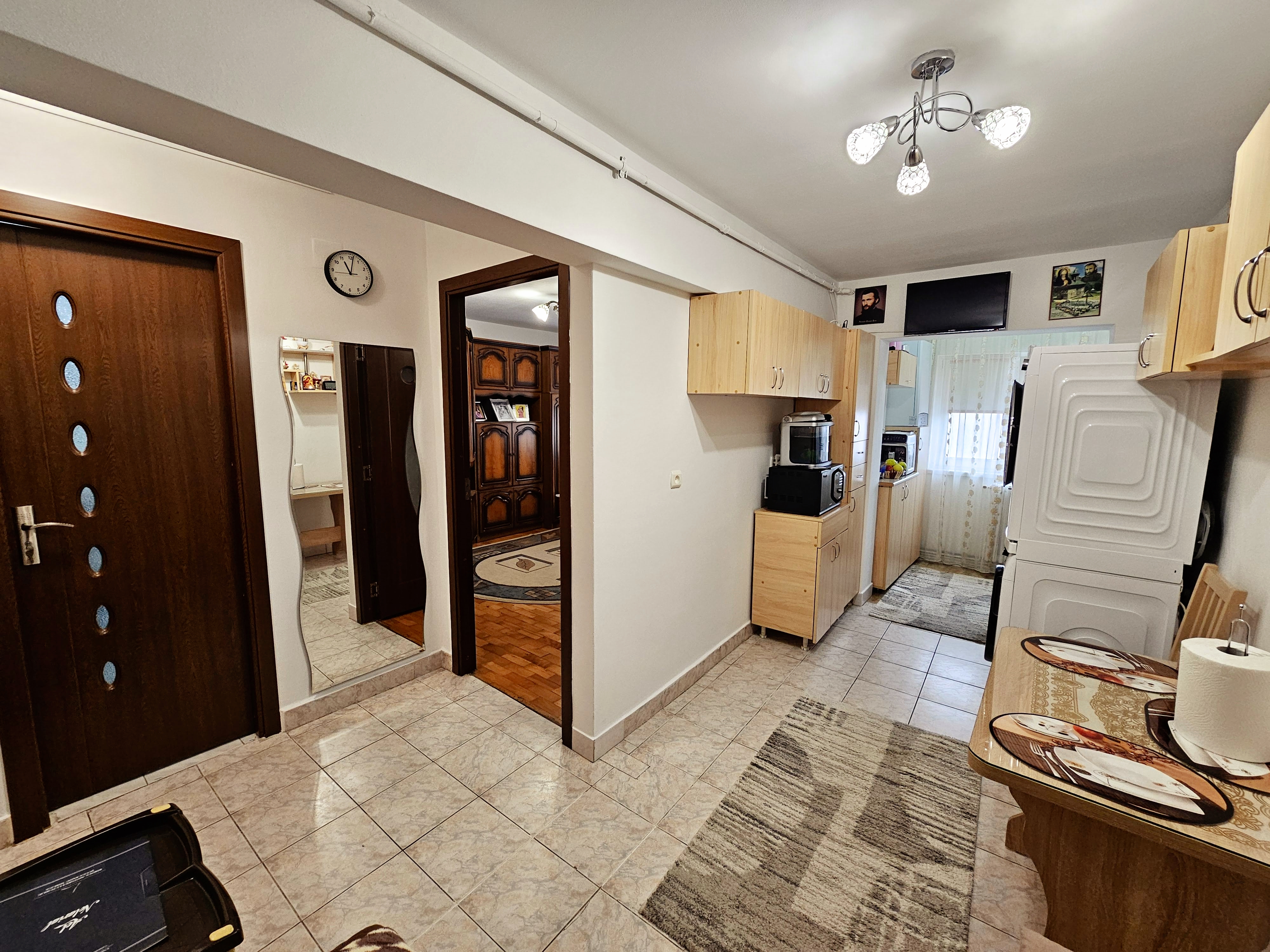 Garsoniera finisata, mobilata, utilata, 30 mp utili, zona FLIPS - foto 3