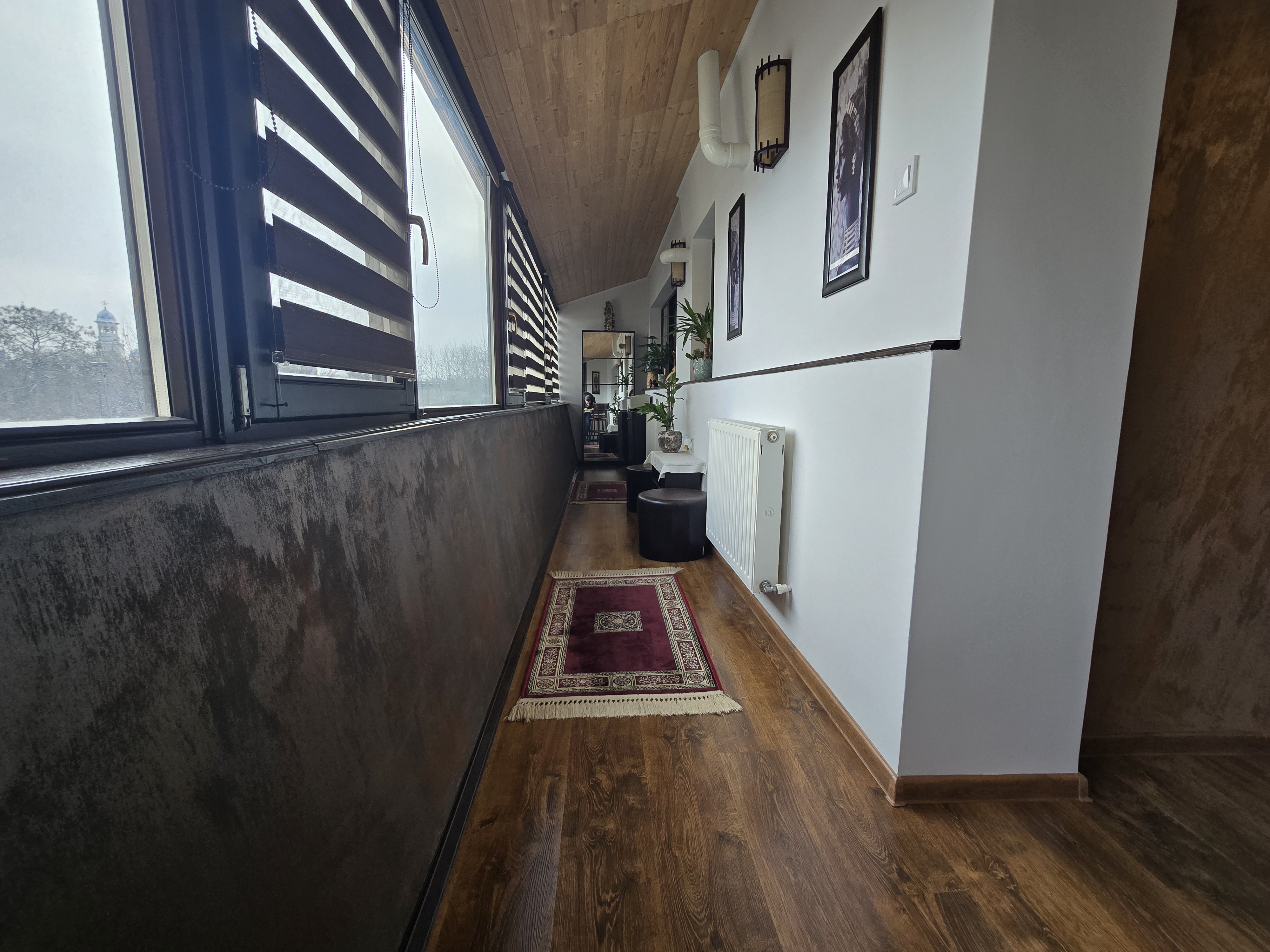 Apartament 2 Camere M-uri, Vedere spre Catedrala, Complet Renovat - foto 5