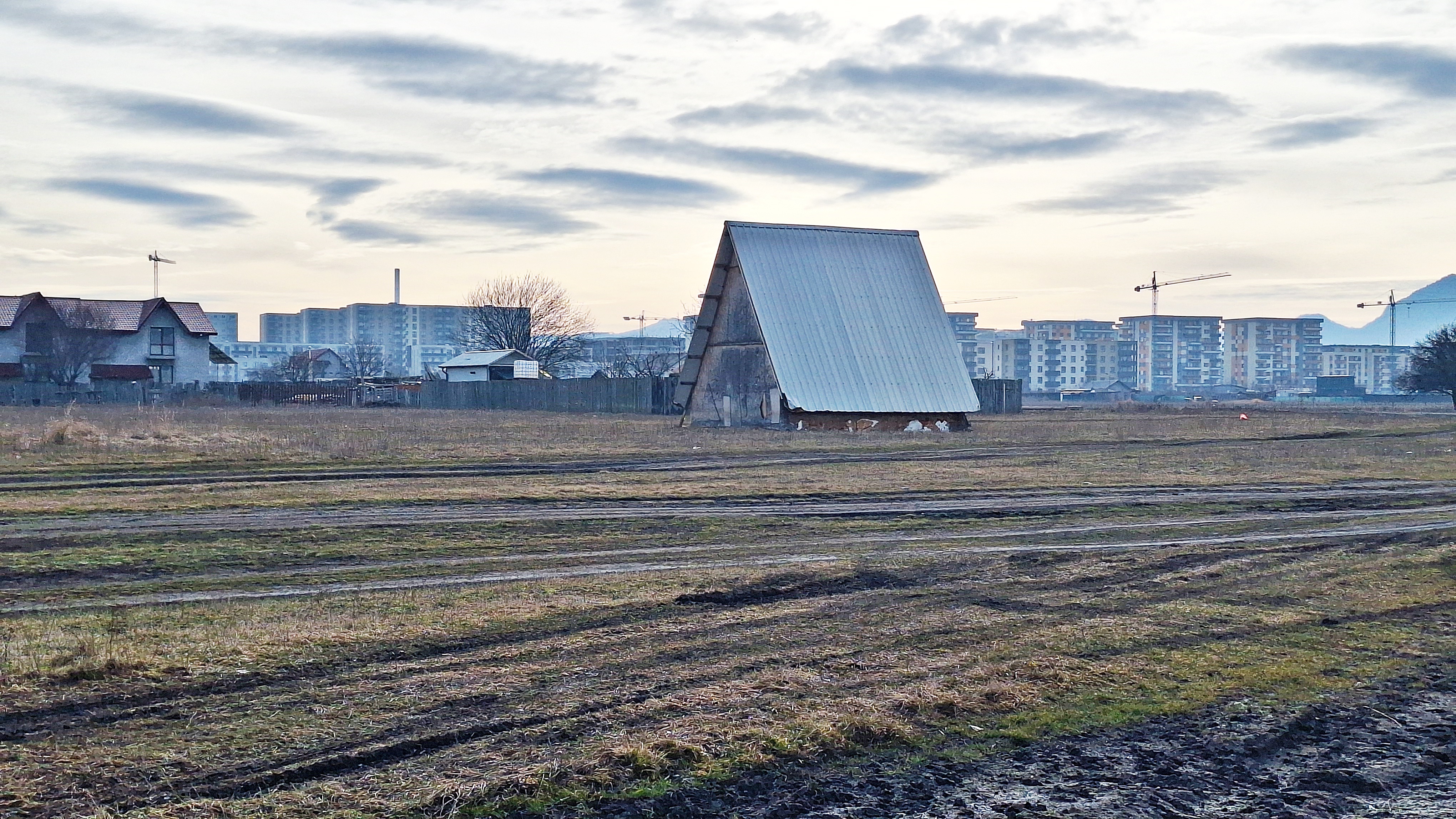 Tractorul, str.N.Labis, 1000mp, 75 euro/mp - foto 5