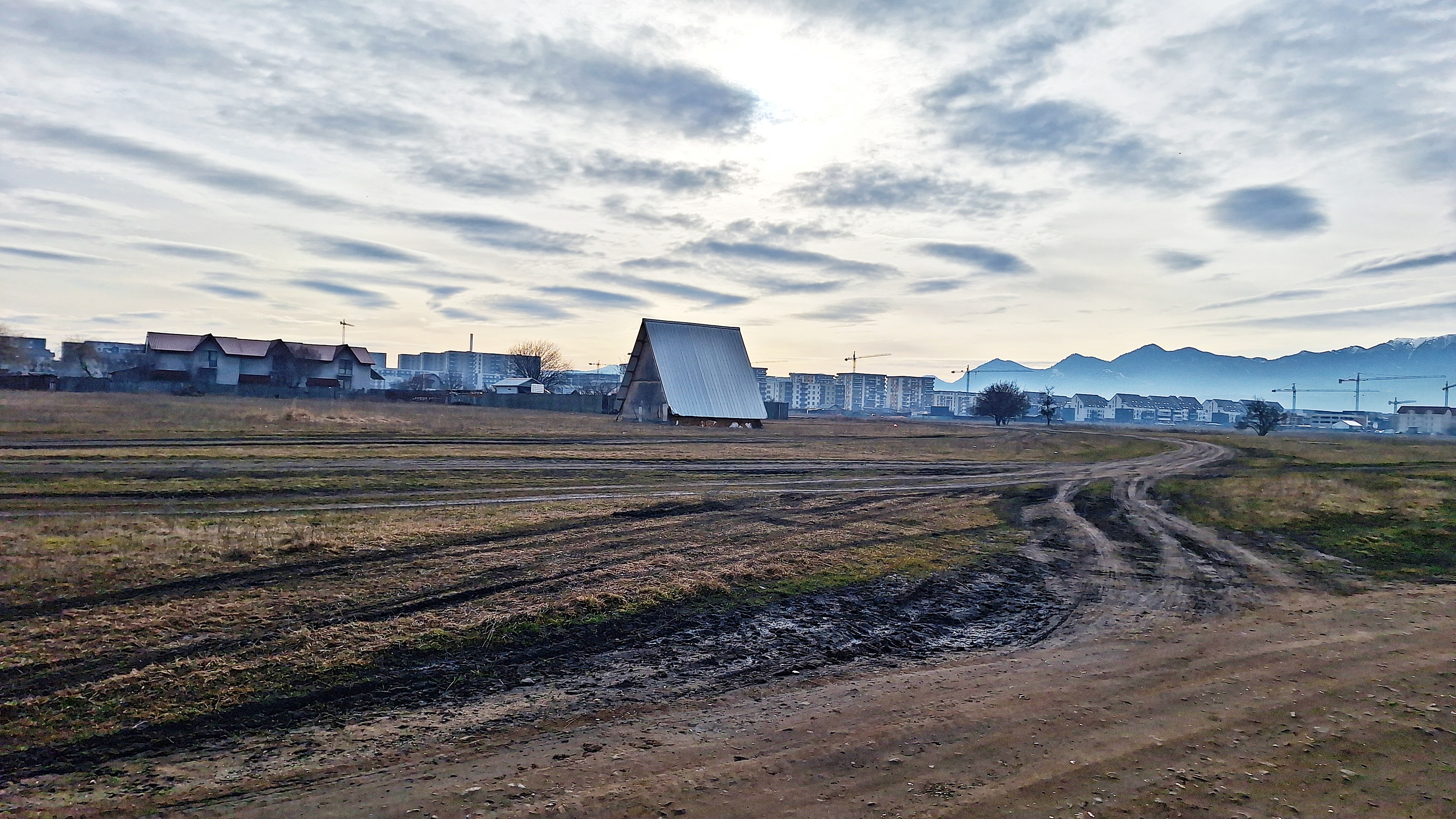 Tractorul, str.N.Labis, 1000mp, 75 euro/mp - foto 3