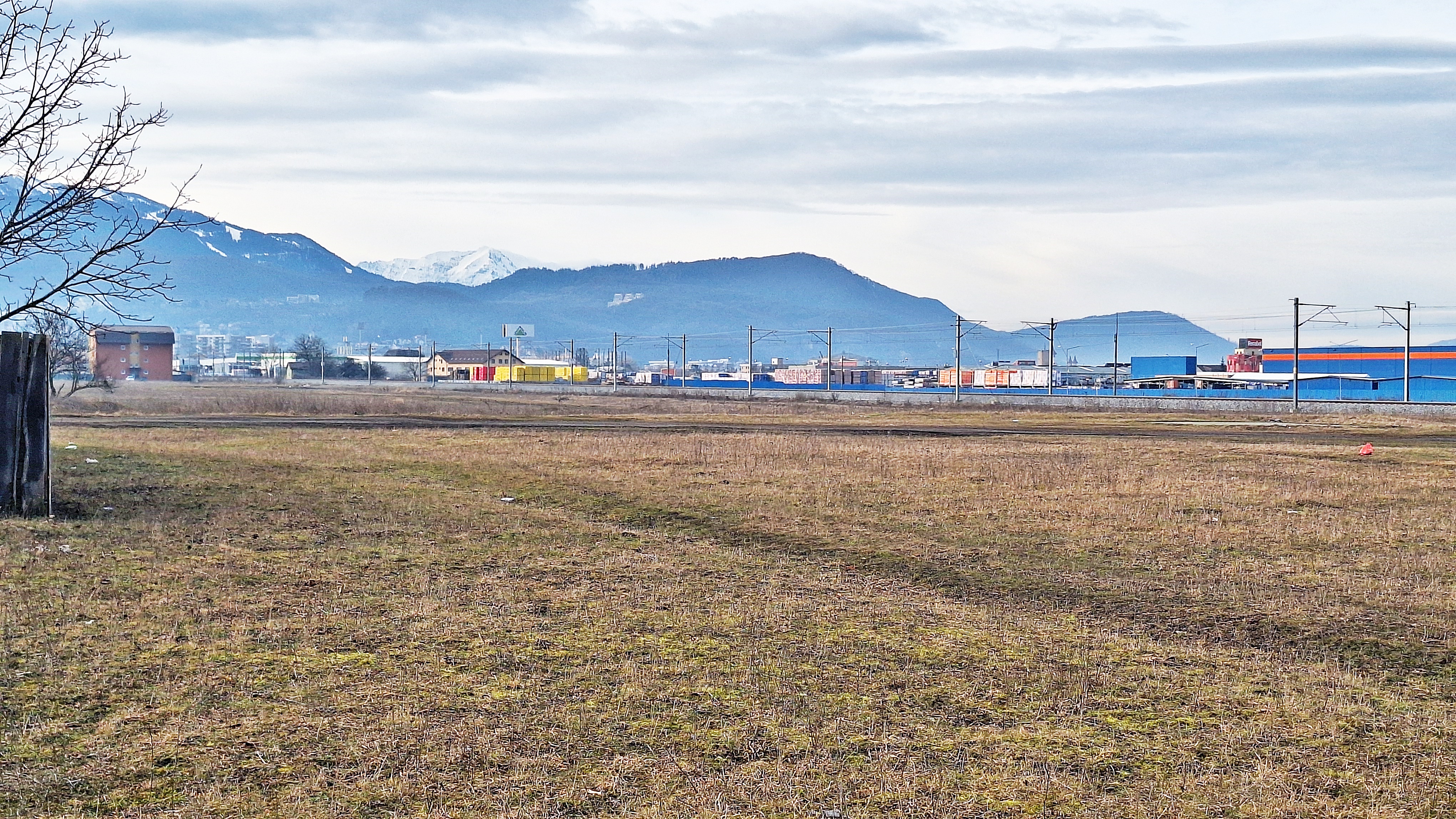 Tractorul, str.N.Labis, 1000mp, 75 euro/mp - Brasov