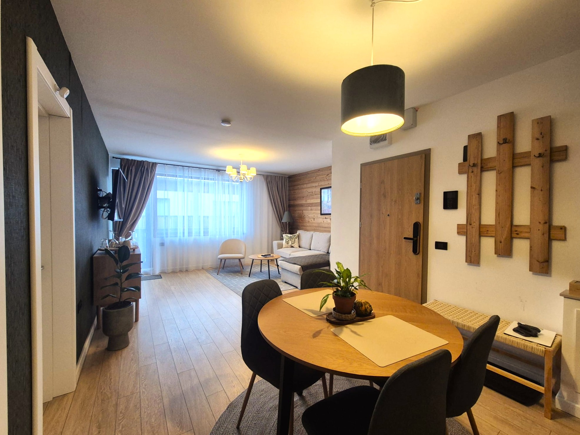 Apartamente în vilă construite în 2024, cu priveliște spre Postăvaru. - foto 5