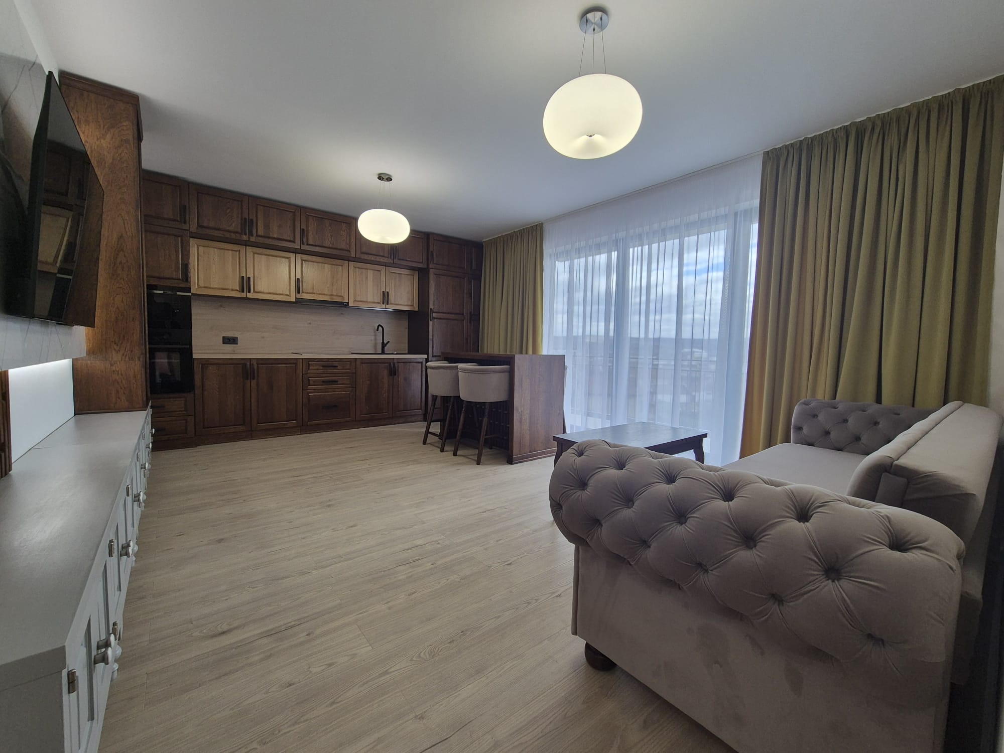 Apartament 2 Camere, Bloc Nou, Ultrafinisat, Zona Cetate - foto 3