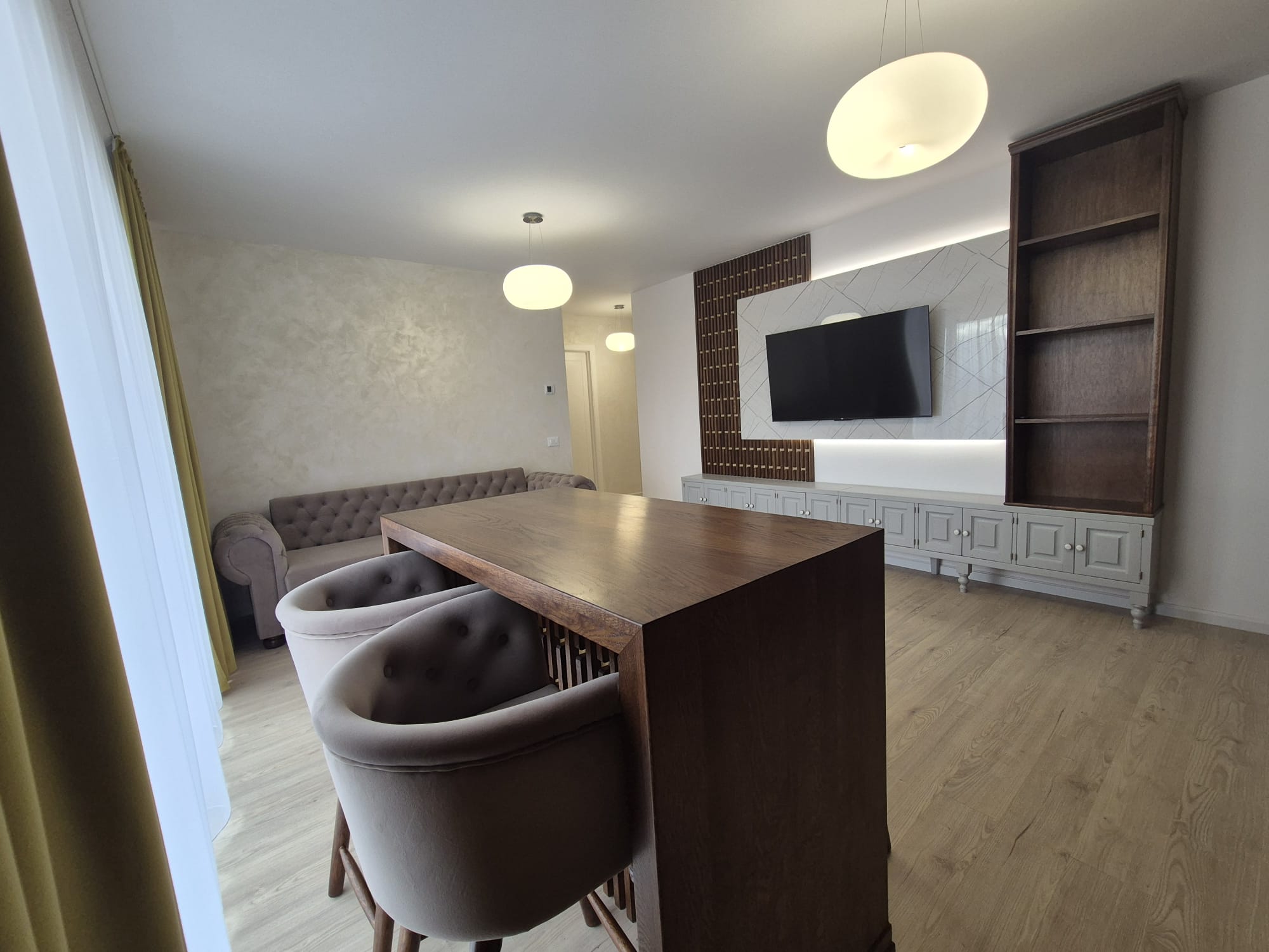 Apartament 2 Camere, Bloc Nou, Ultrafinisat, Zona Cetate - foto 2