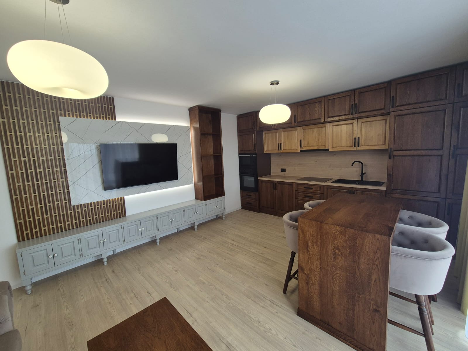 Apartament 2 Camere, Bloc Nou, Ultrafinisat, Zona Cetate - foto 4