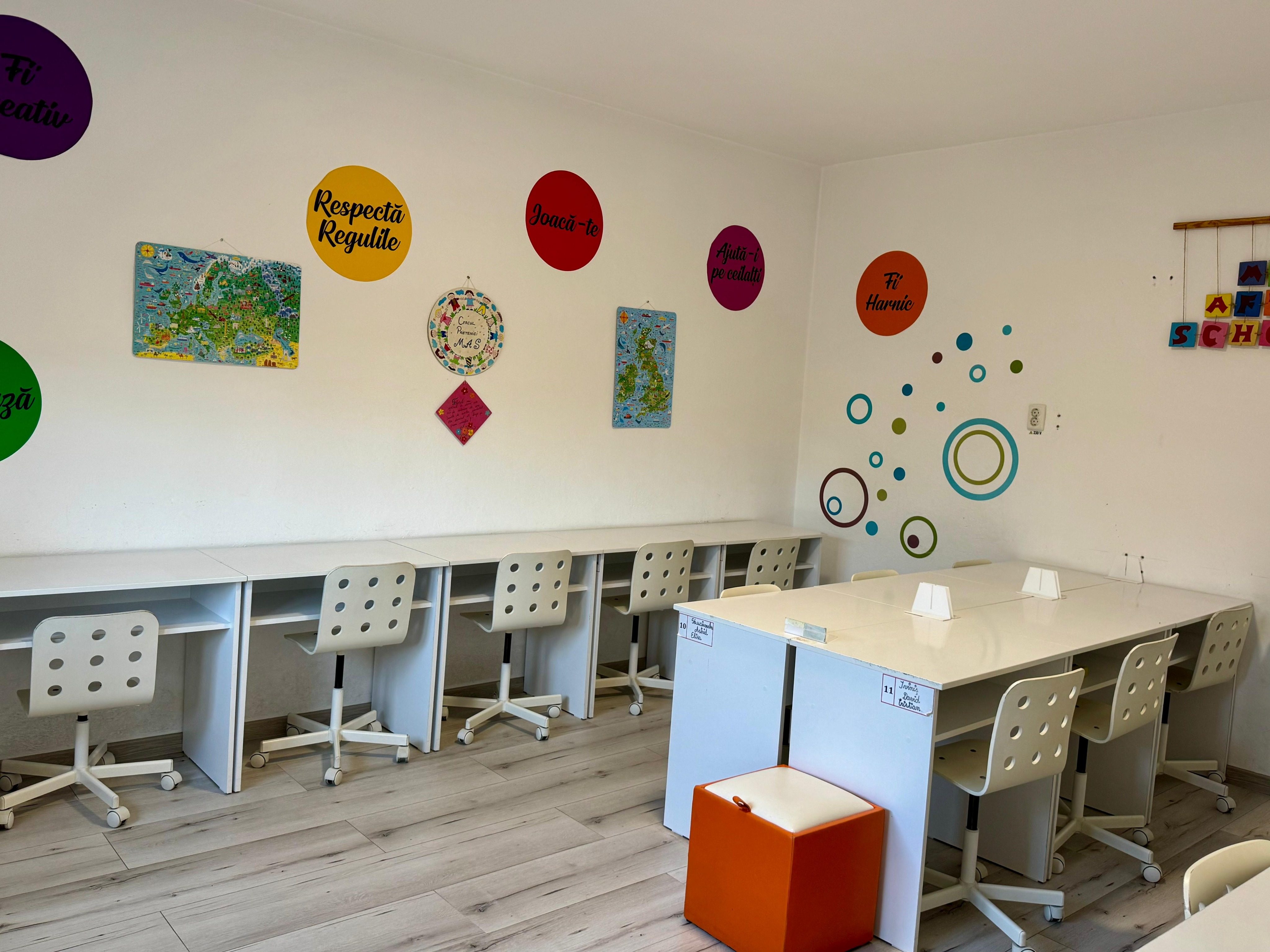 Casa De Inchiriat Pretabila Pentru Birouri, 6 Camere, Zona Centru - foto 2