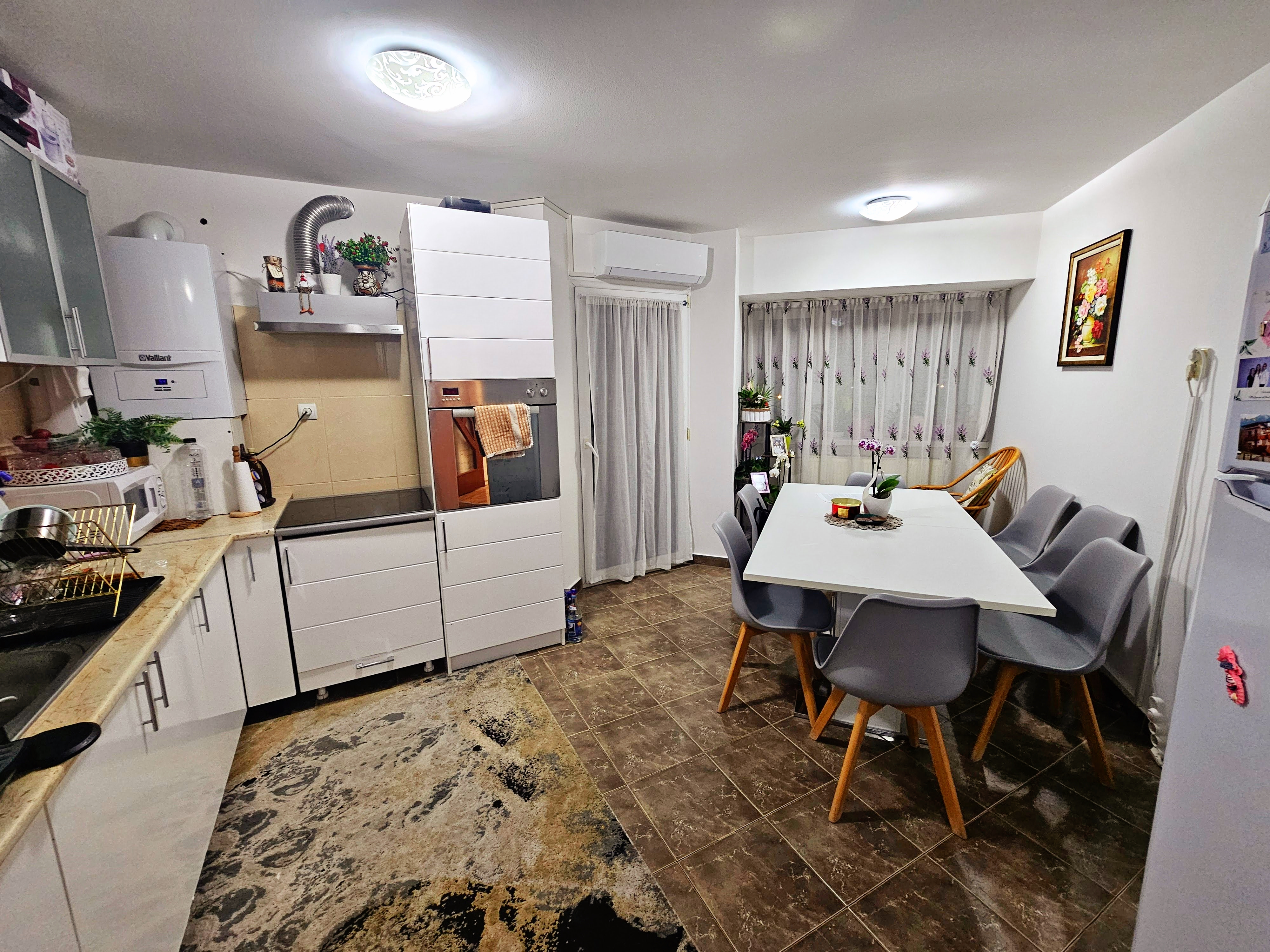 Apartament 2 camere, mobilat, utilat, et.3, Cetate, zona Stadion - OMV - Alba Iulia