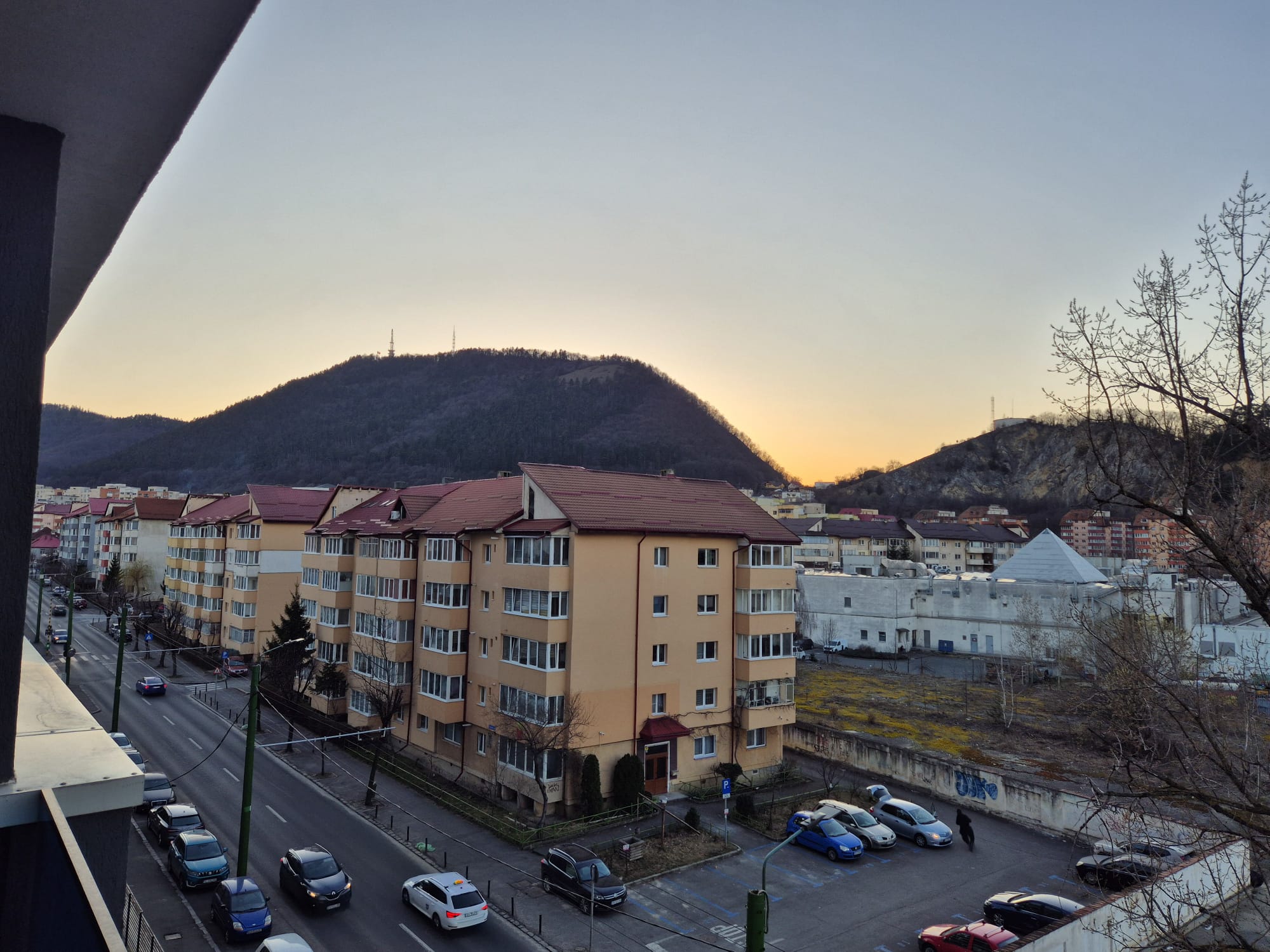 Exclusivitate -Apartament în bloc nou, Intrare Răcădău, cu priveliște spre Tâmpa - Brasov