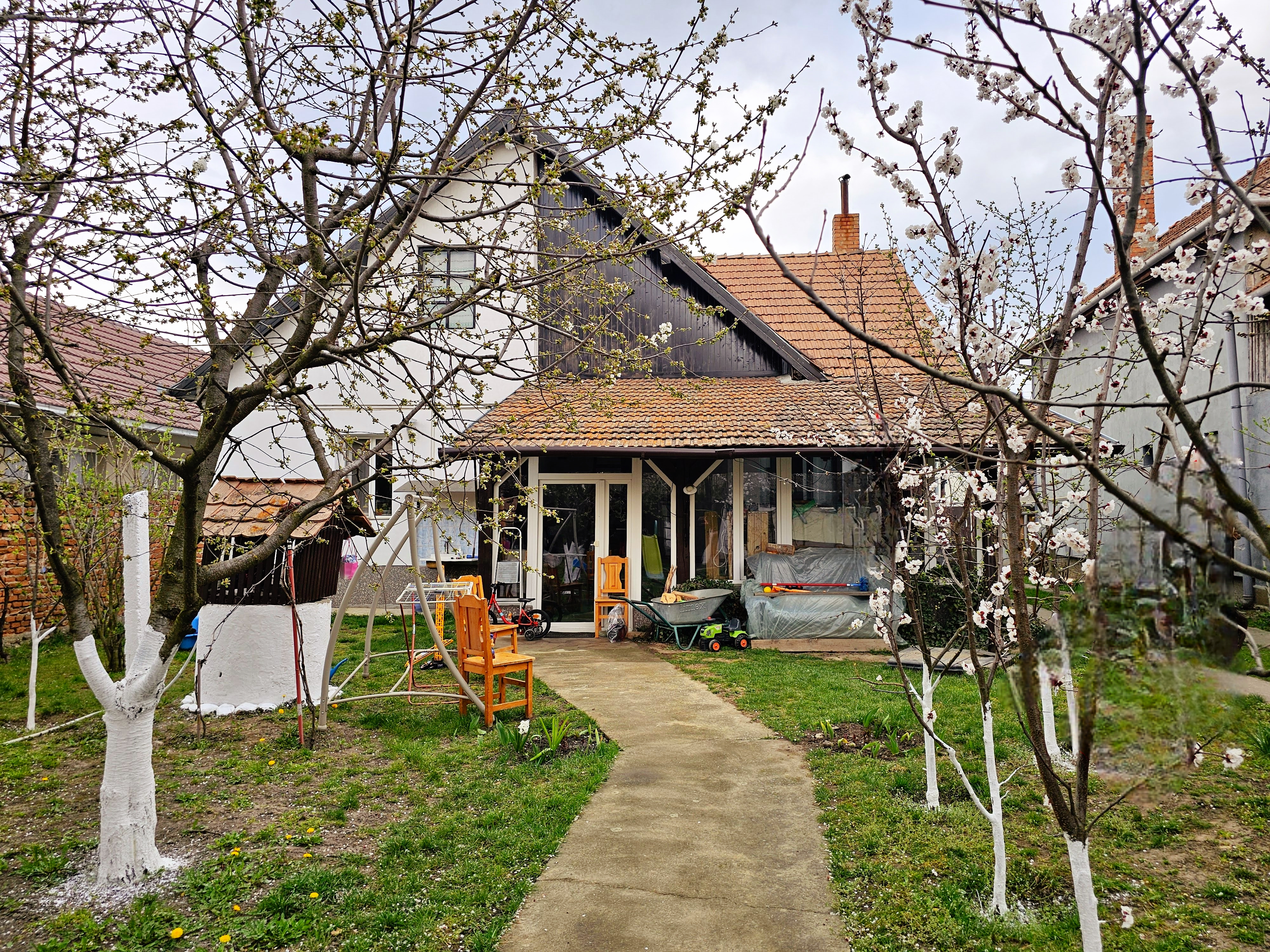 Casa 4 camere, toate utilitatile, 1650 mp teren, Lancram - foto 5