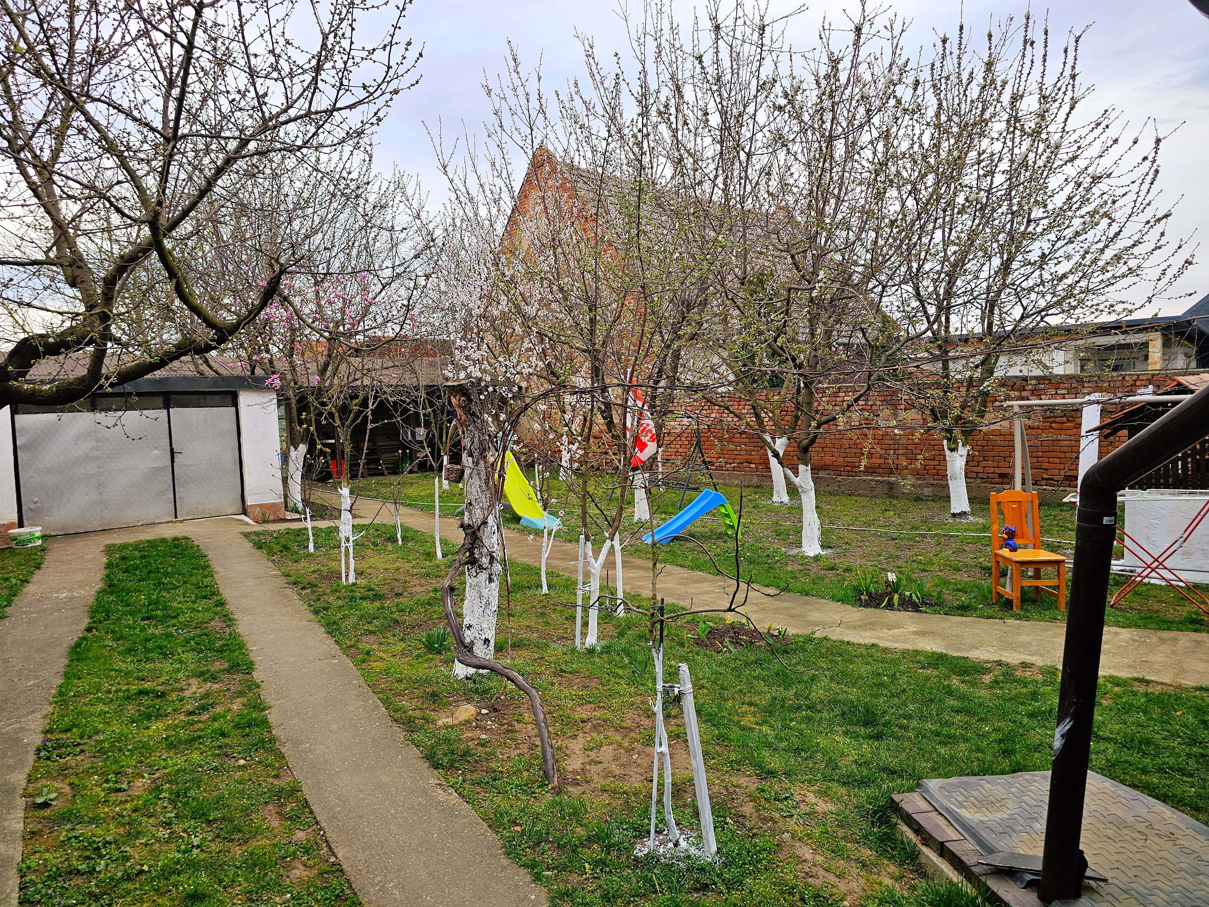 Casa 4 camere, toate utilitatile, 1650 mp teren, Lancram - foto 3