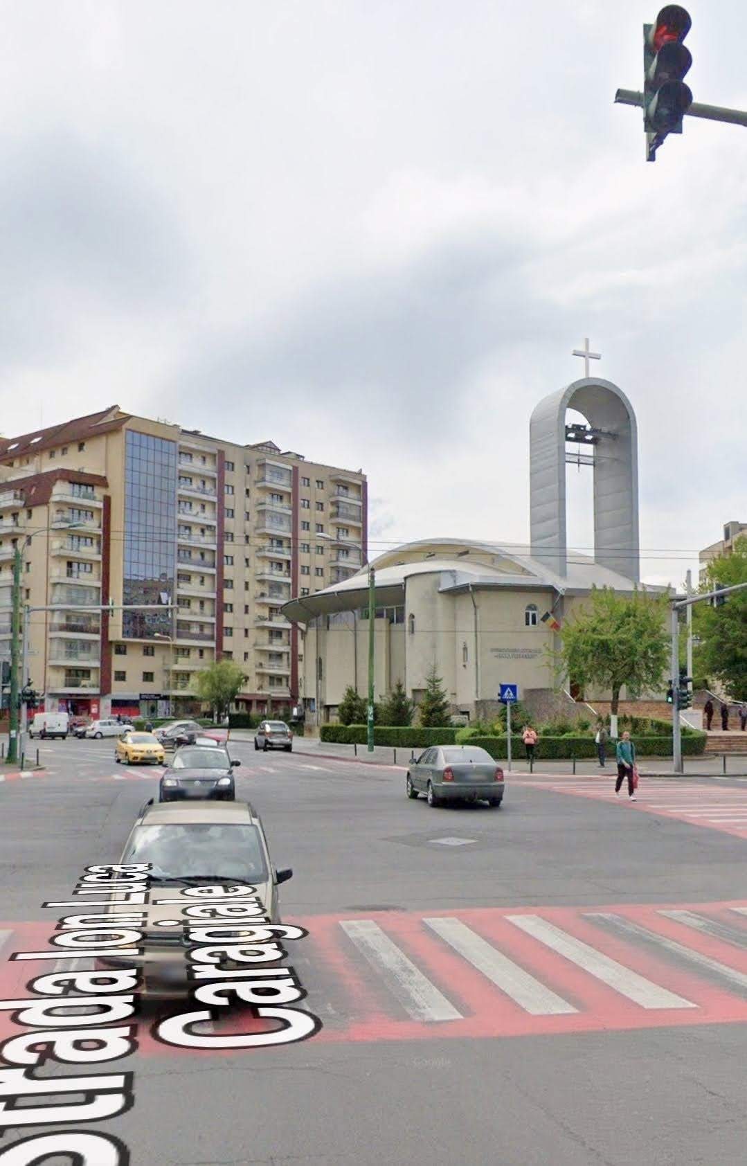 3 camere în Scriitorilor – spațiu generos, poziție excelentă, potențial ridicat - foto 2