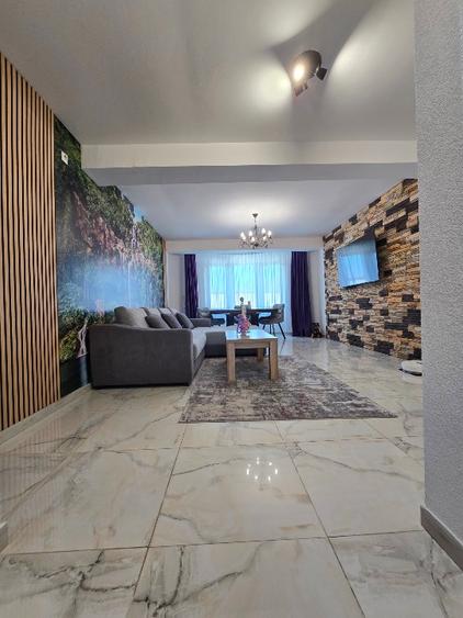 🚨 SUPER OFERTĂ! VILĂ P+E CU DOUĂ APARTAMENTE COMPLET SEPARATE — 255.000 € - foto 2