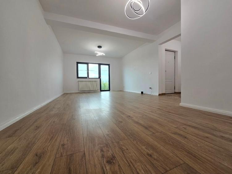 🚨 SUPER OFERTĂ! VILĂ P+E CU DOUĂ APARTAMENTE COMPLET SEPARATE — 255.000 € - foto 12