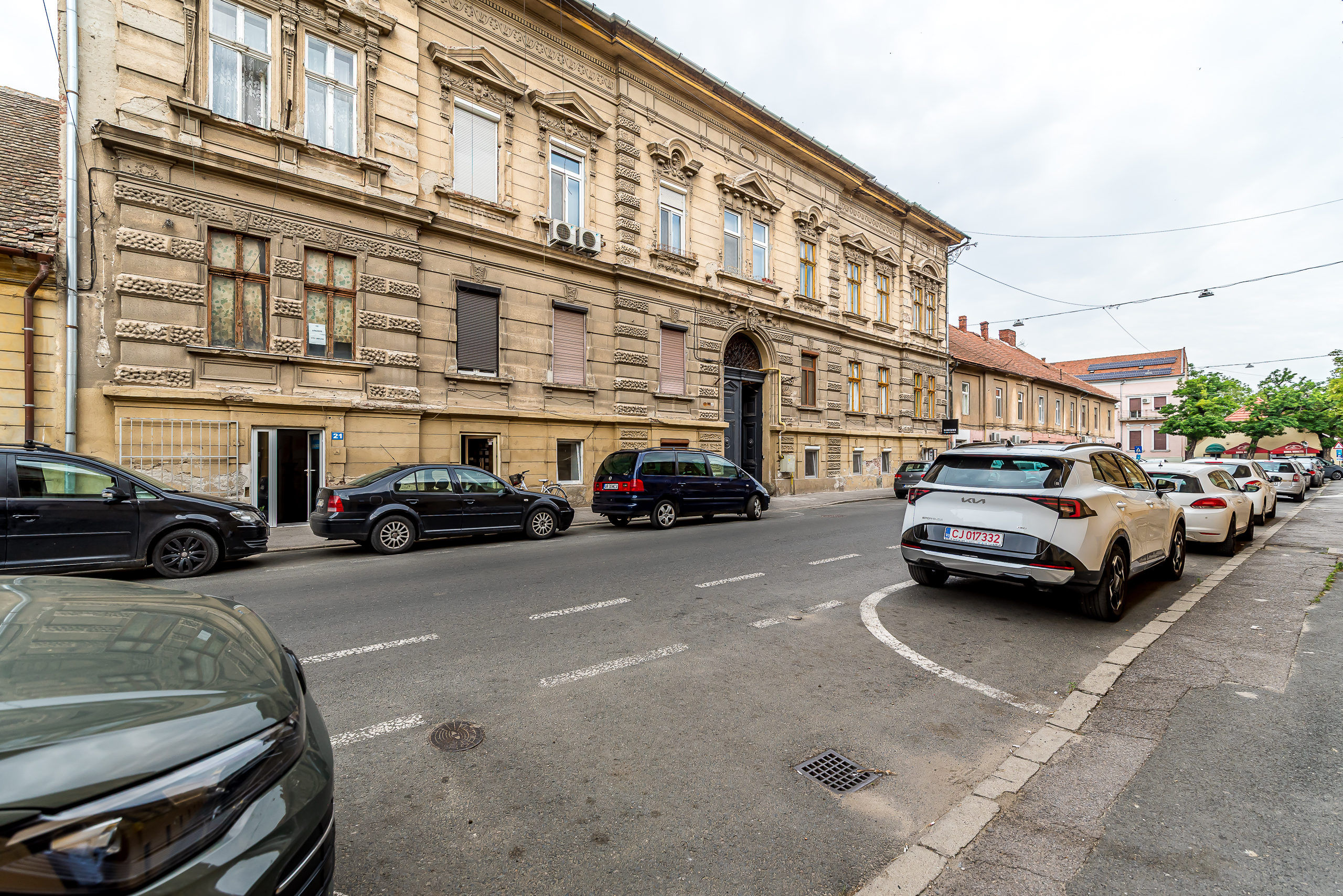 Apartament 2 camere Str. Lucian Blaga, clădire în renovare completa
