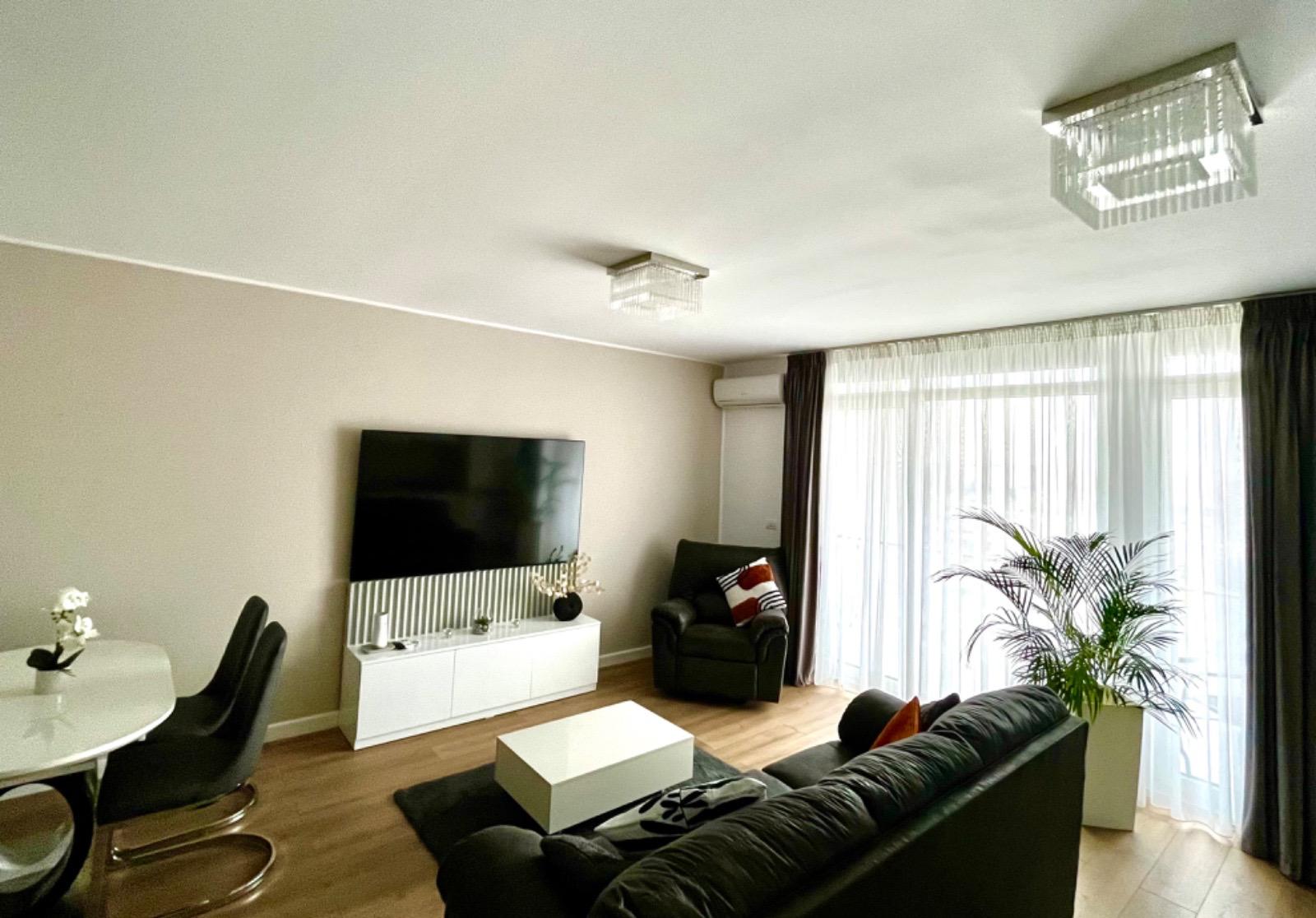 Apartament modern 2 camere + Loc de parcare- Nord One Botanic - Iulius Mall — fotografia 1