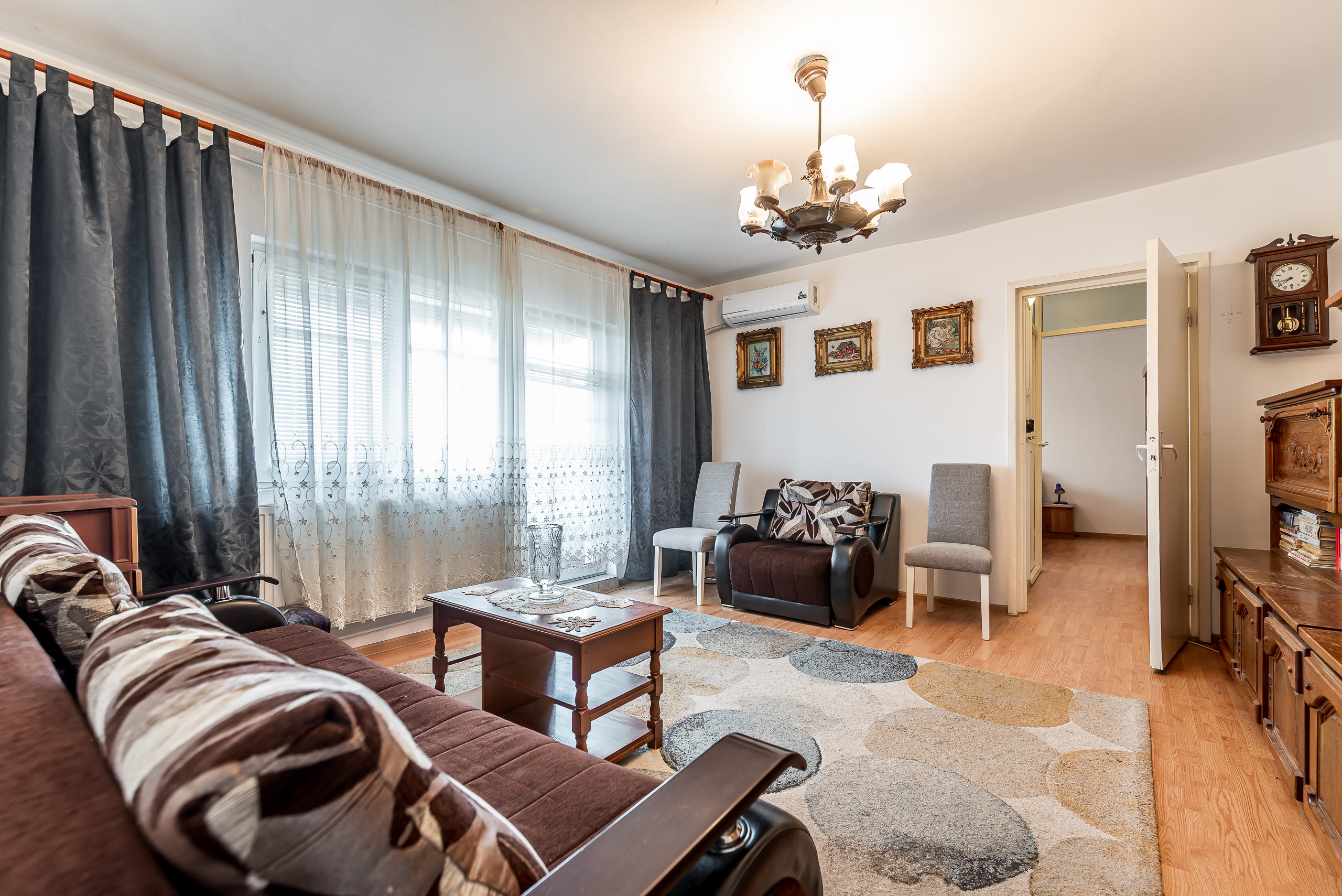 Apartament 2 camere,  6 Vânători Arad